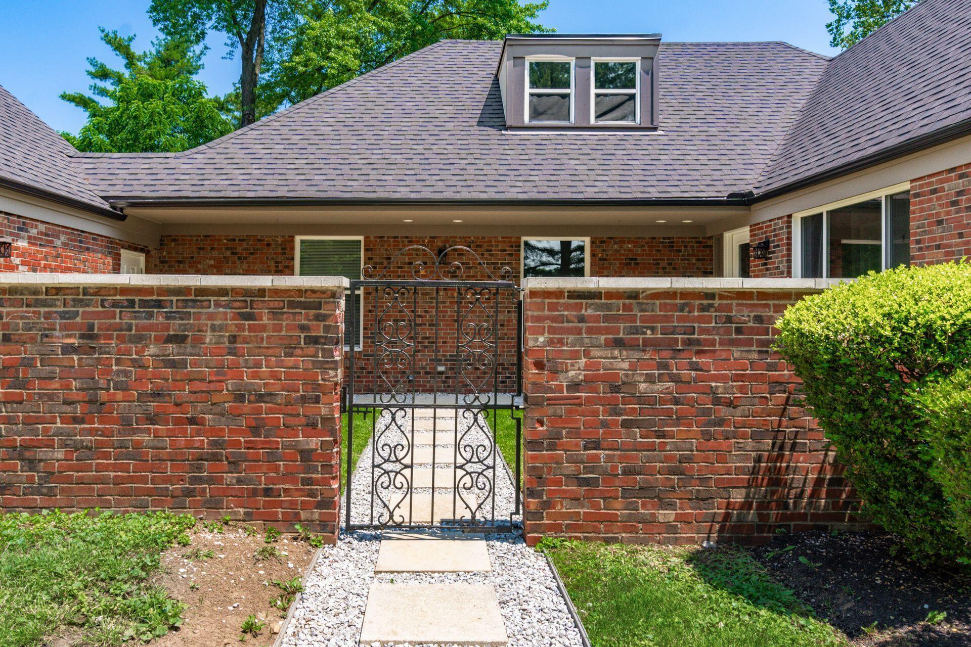 1120 Fairway Boulevard