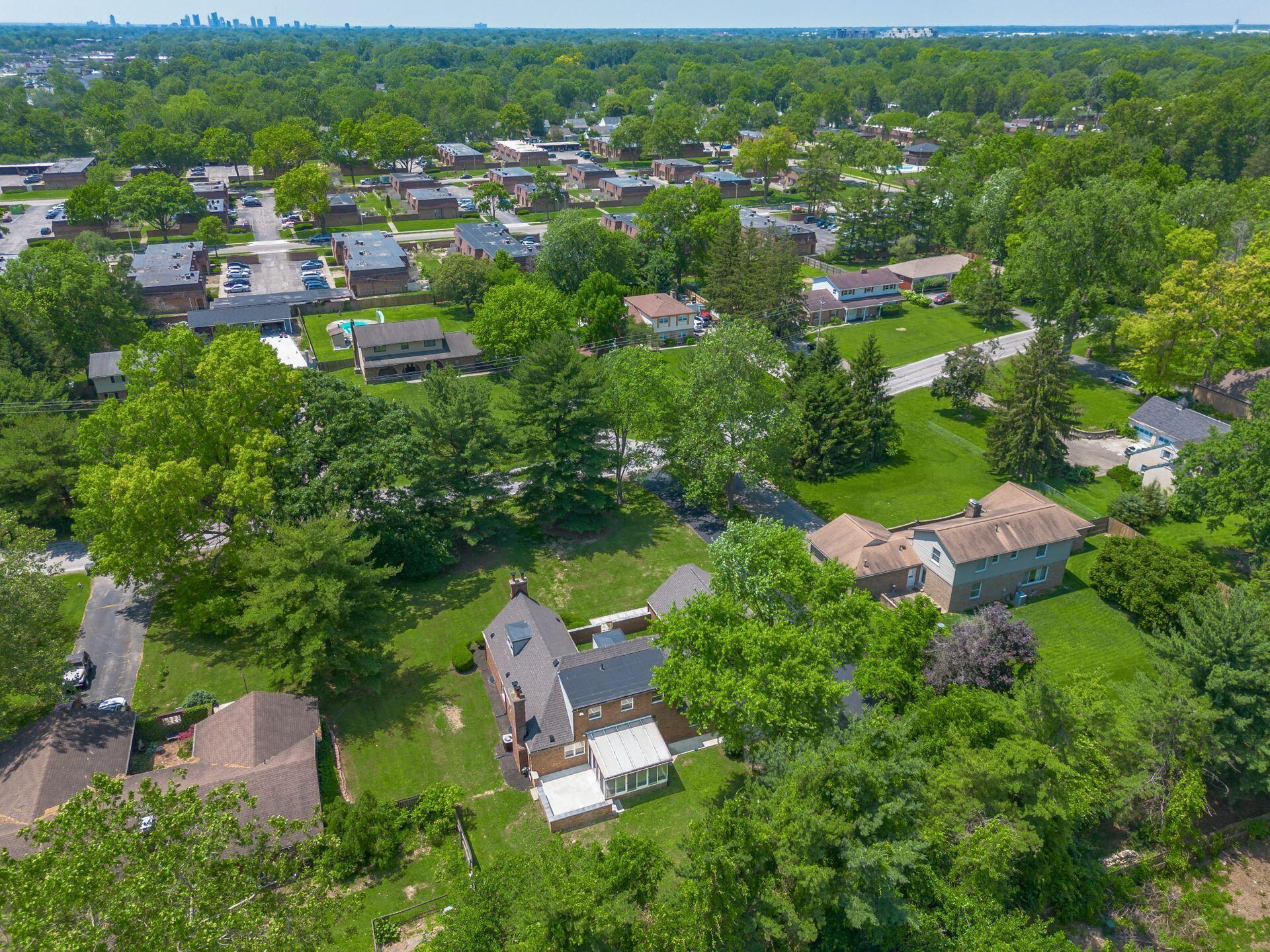 1120 Fairway Boulevard