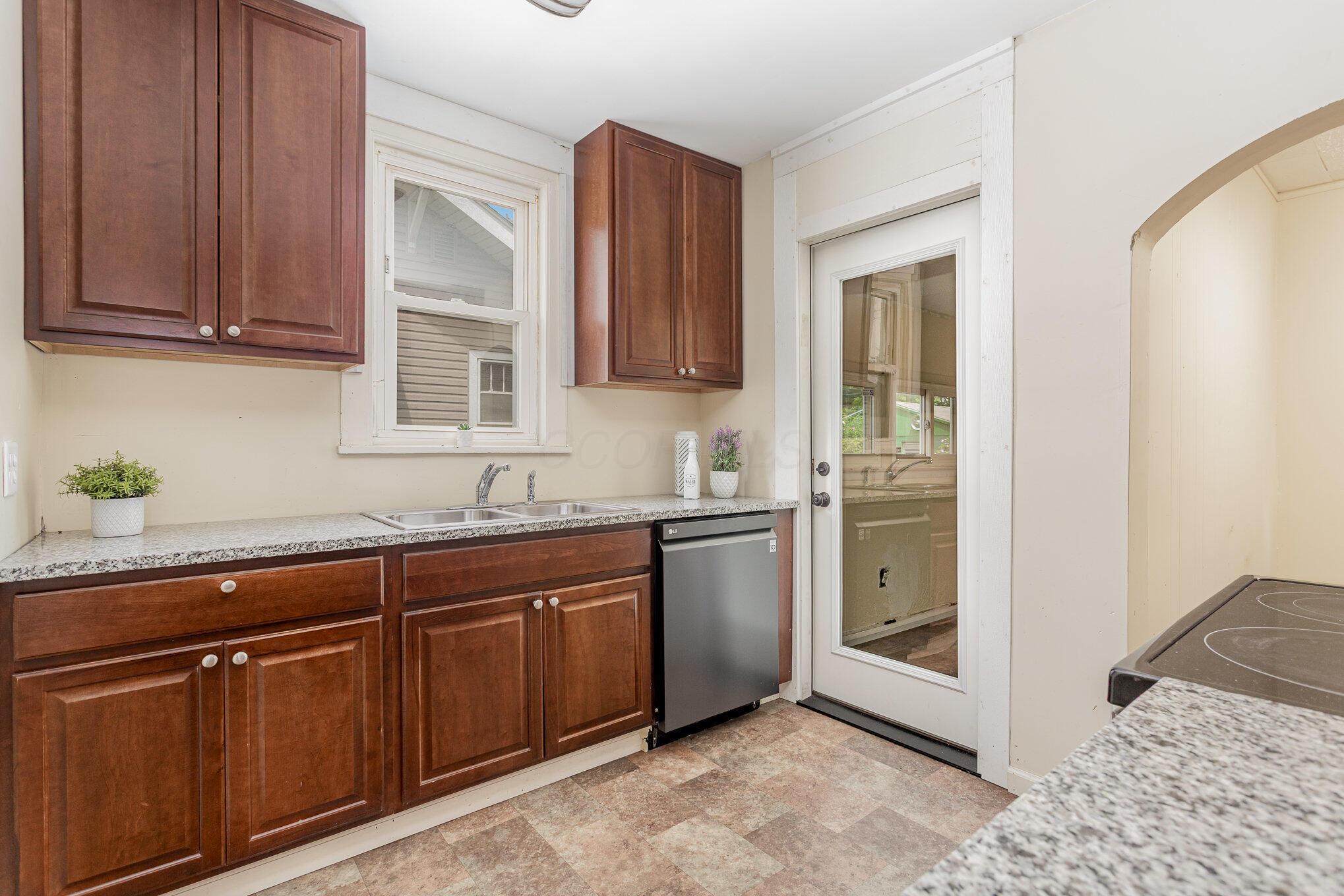 1470 E Hudson Street, Columbus