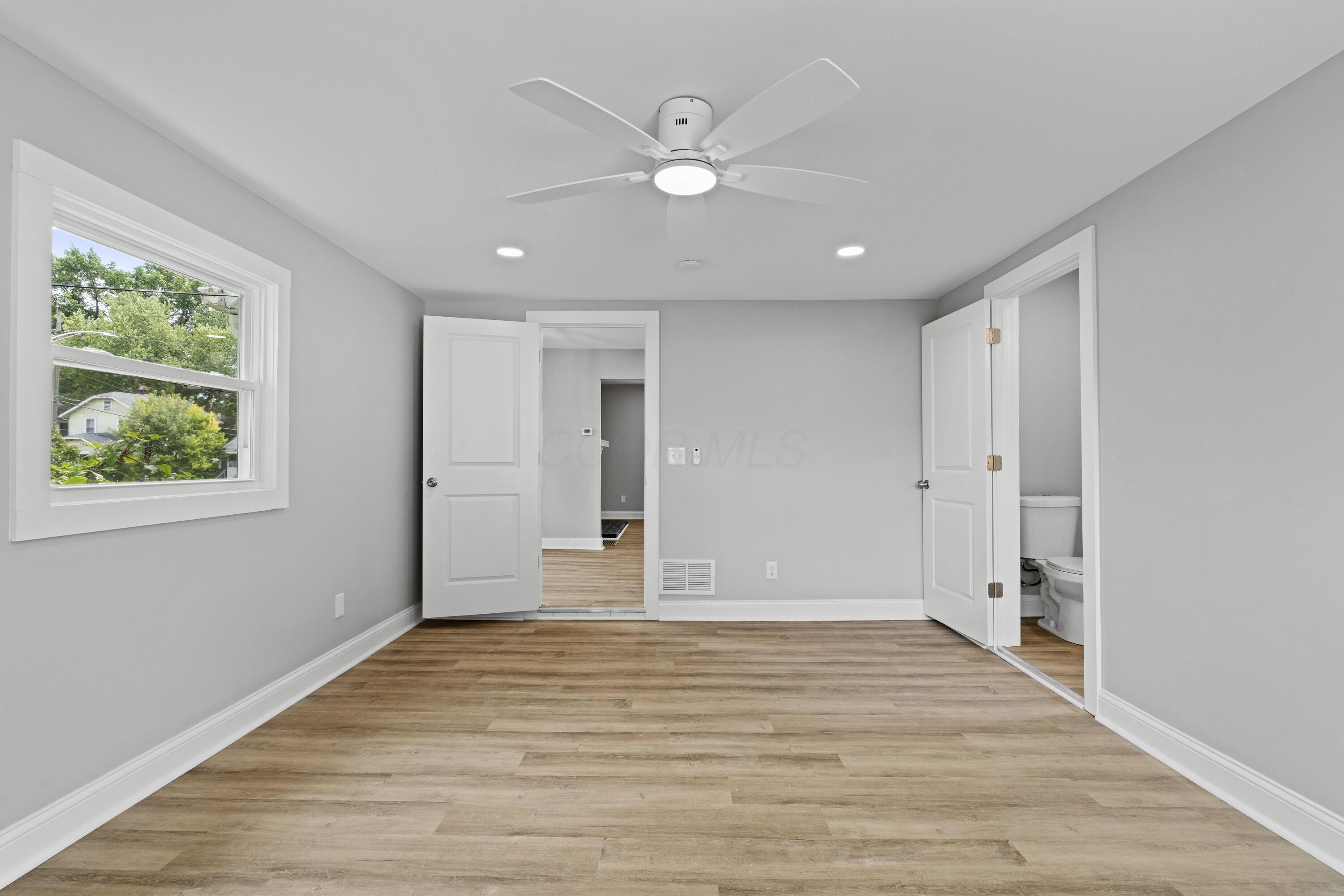 1888 E North Broadway Street