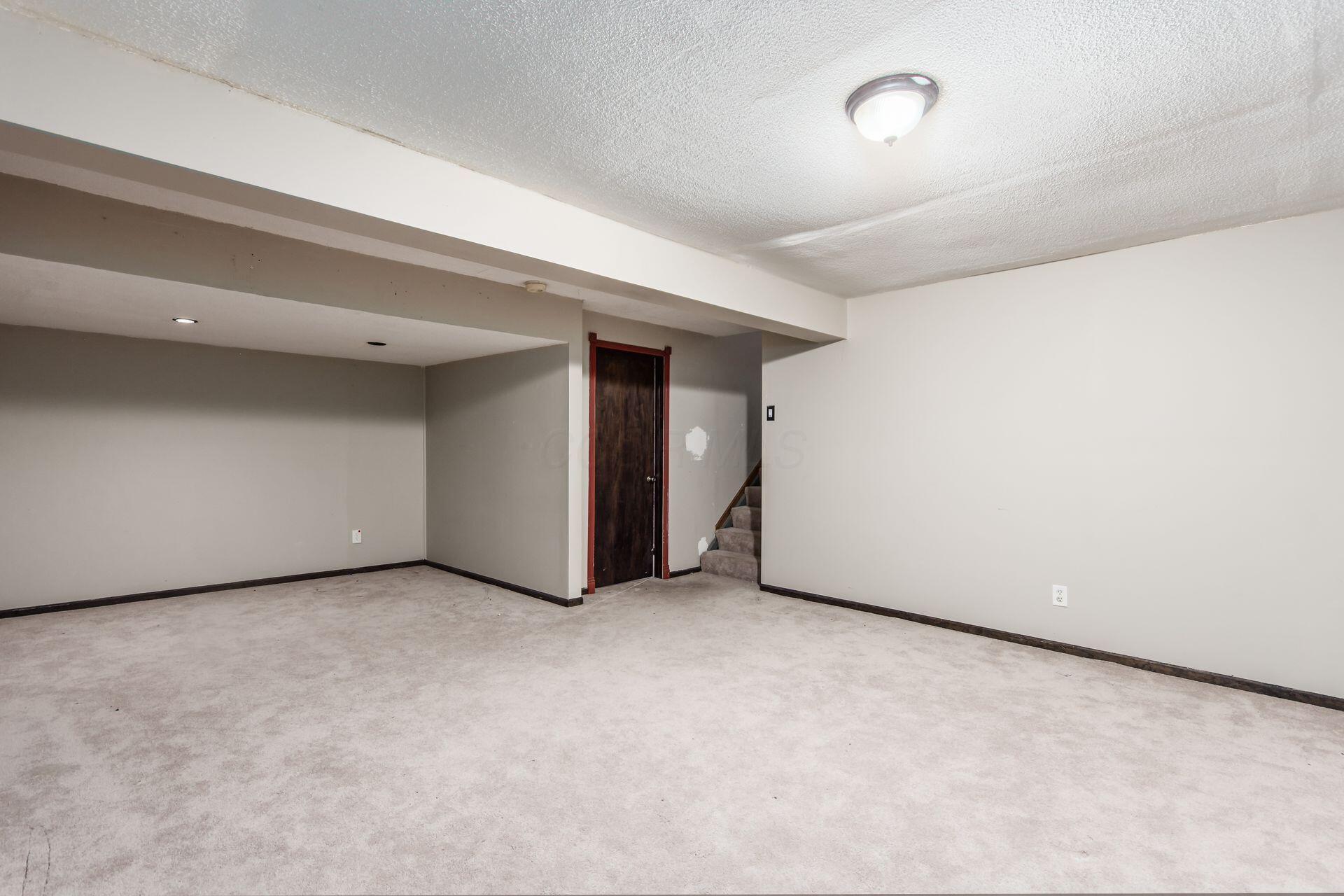 1465 Tall Meadows Drive