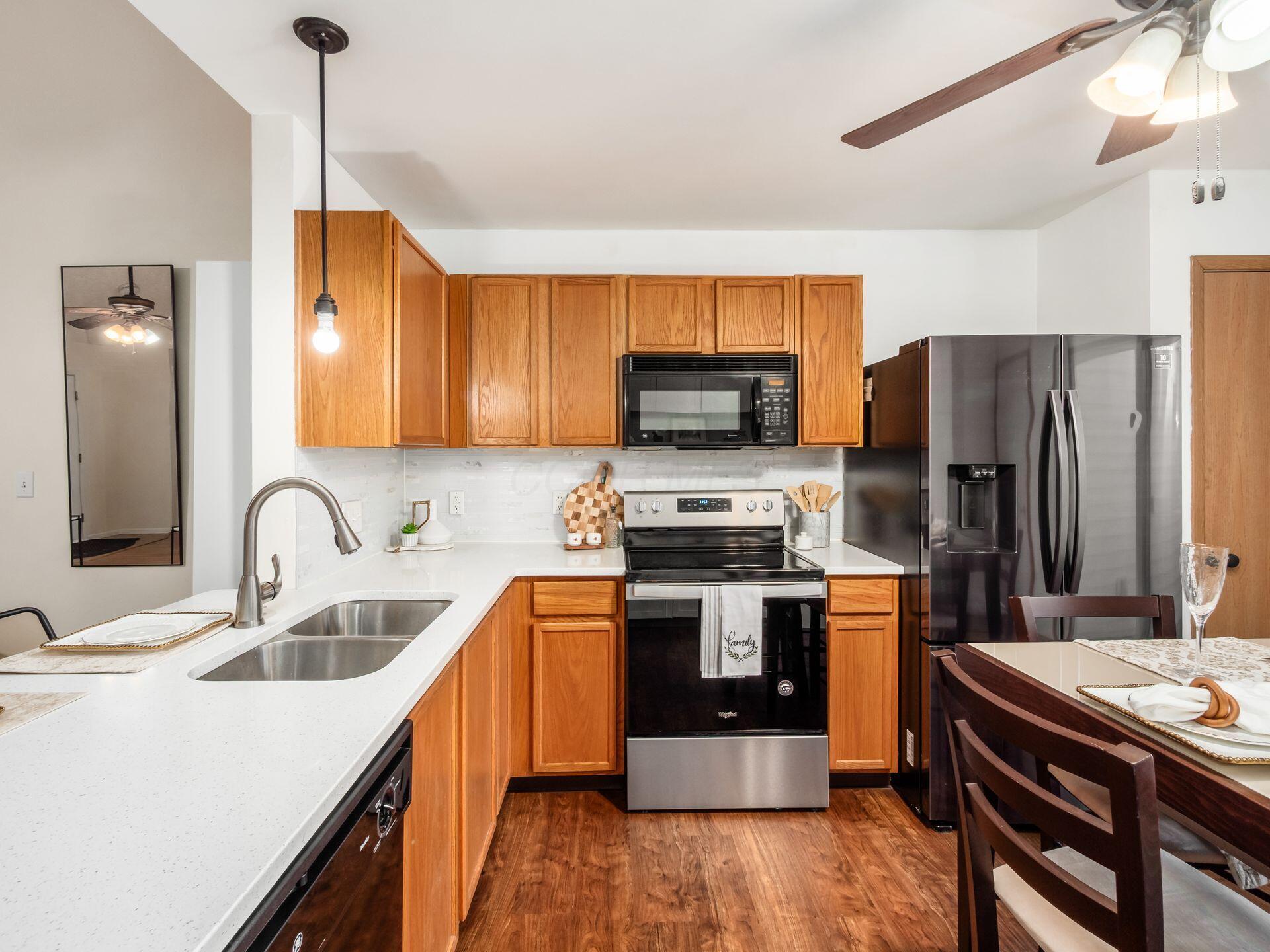 683 Perilous Place, 3