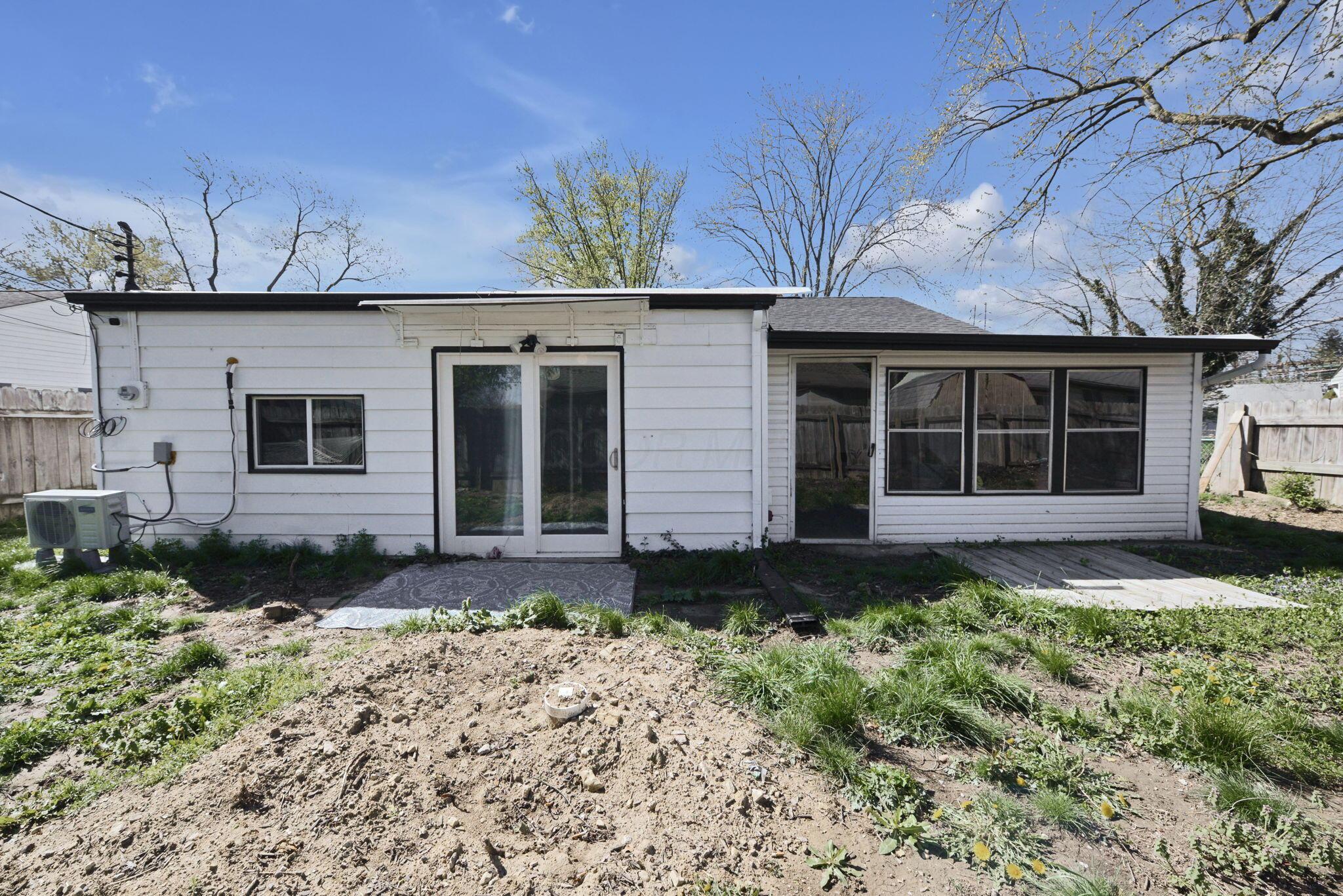1976 Westfield Drive S