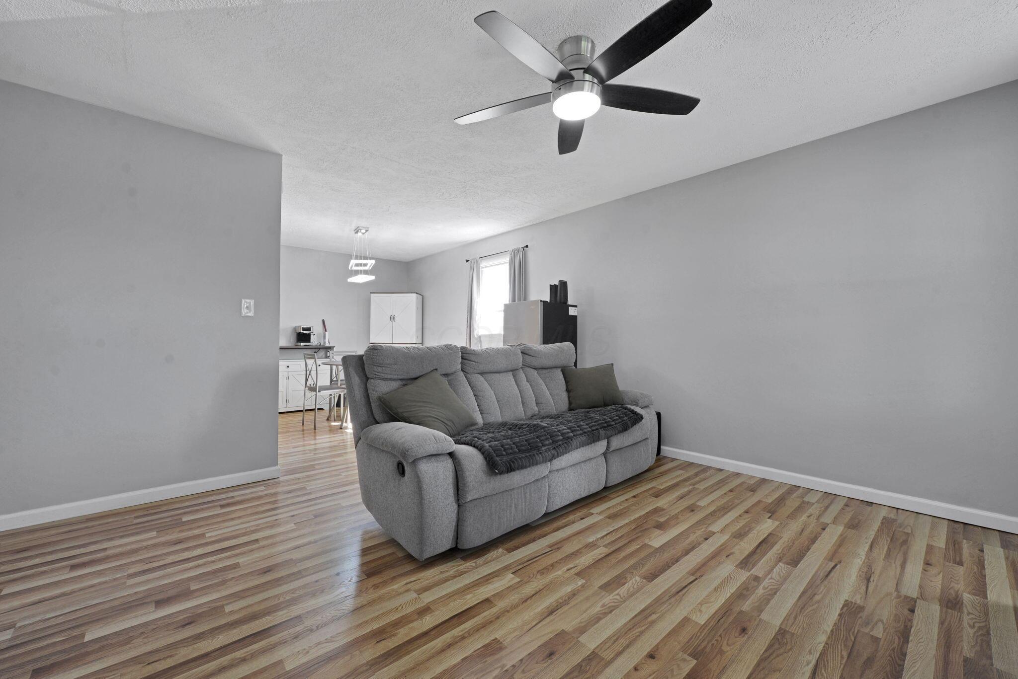 1976 Westfield Drive S