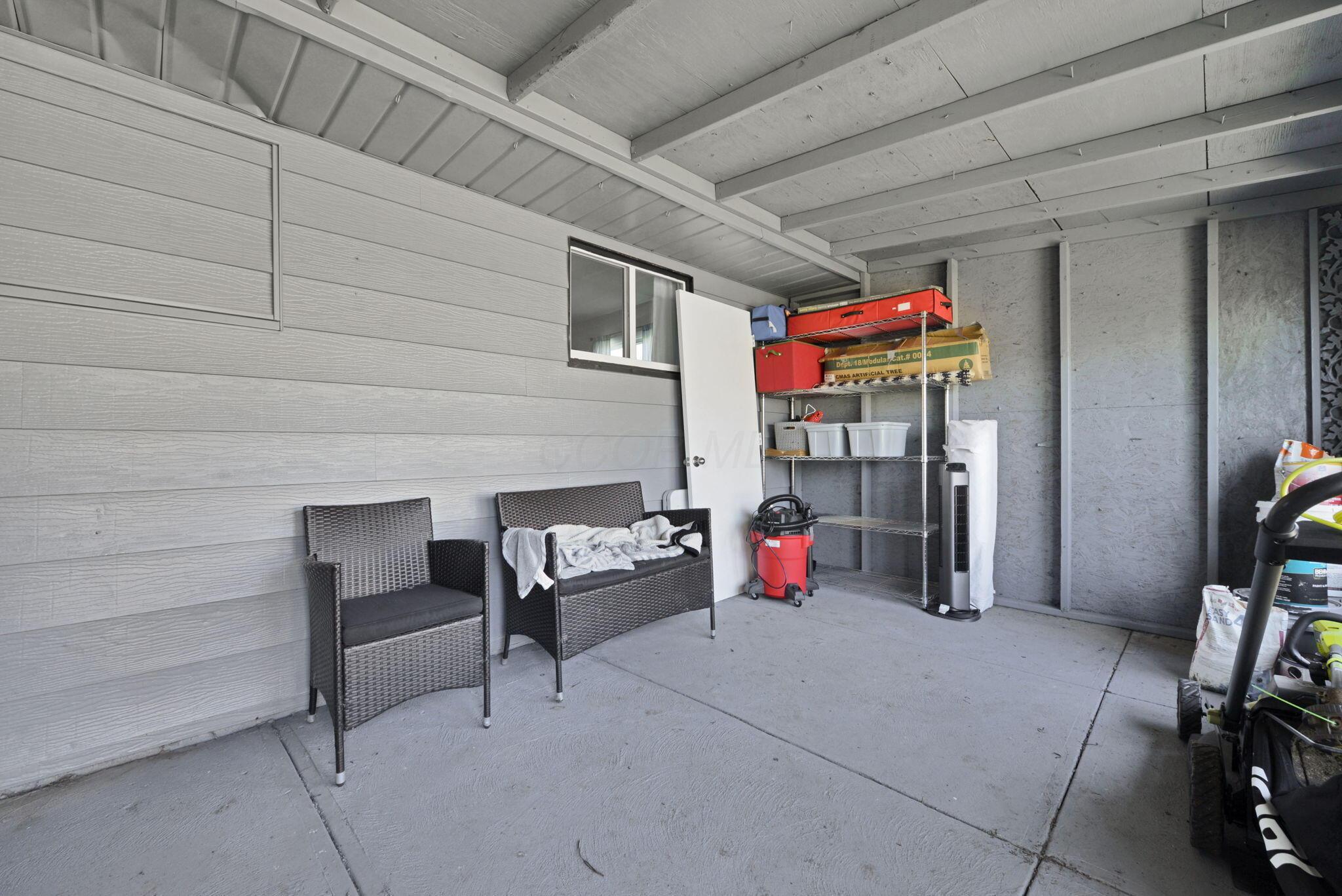 1976 Westfield Drive S