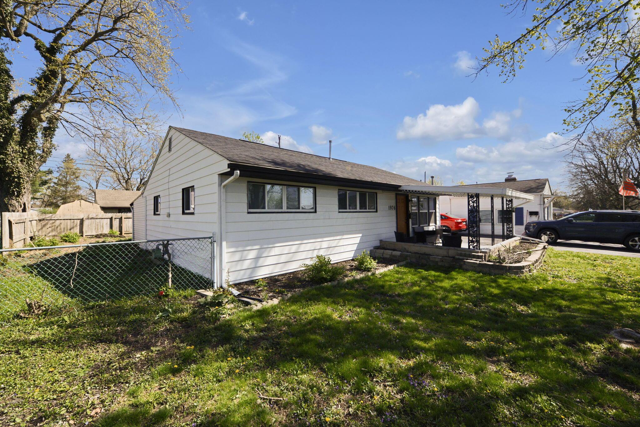 1976 Westfield Drive S