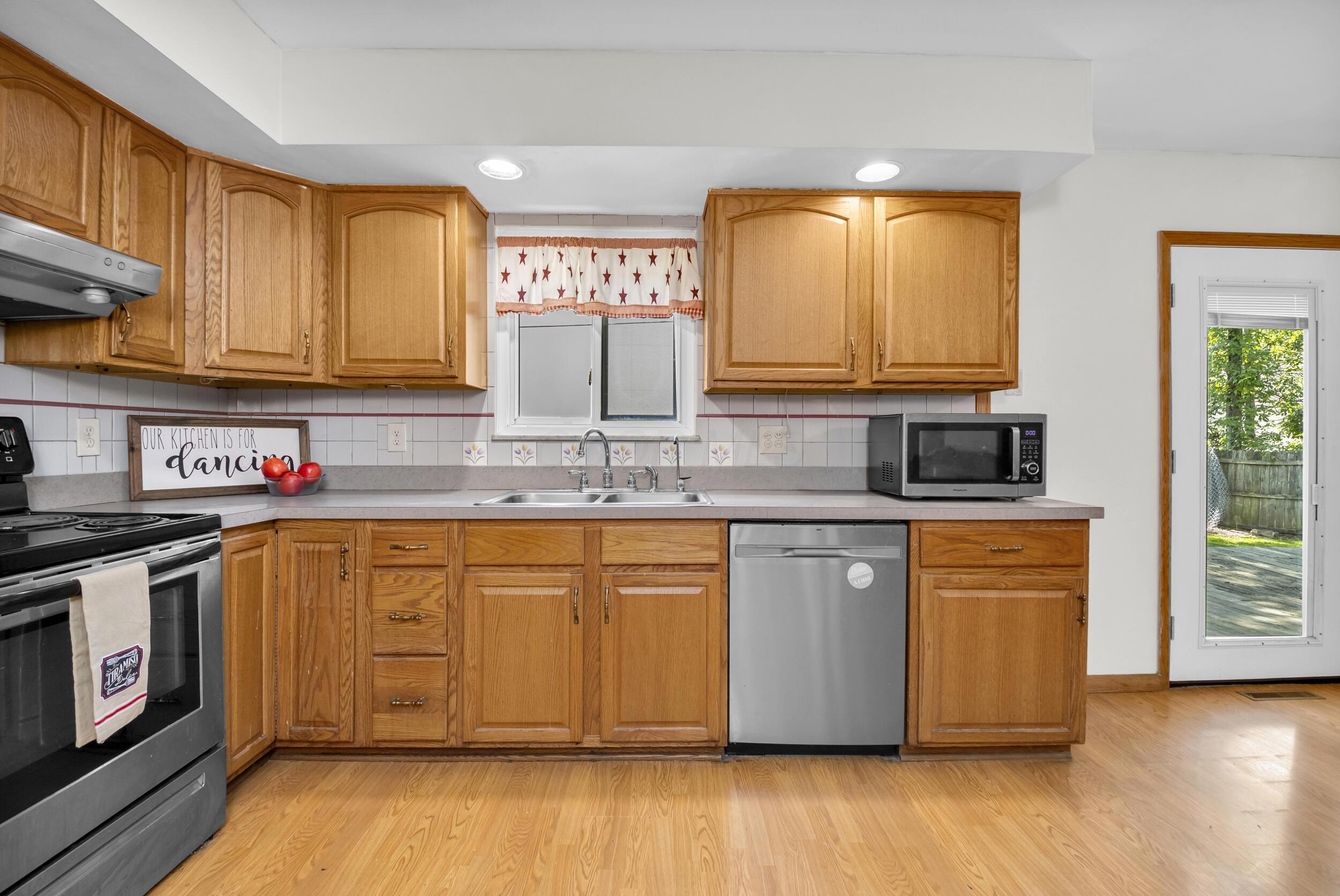 117 Charward Road SW