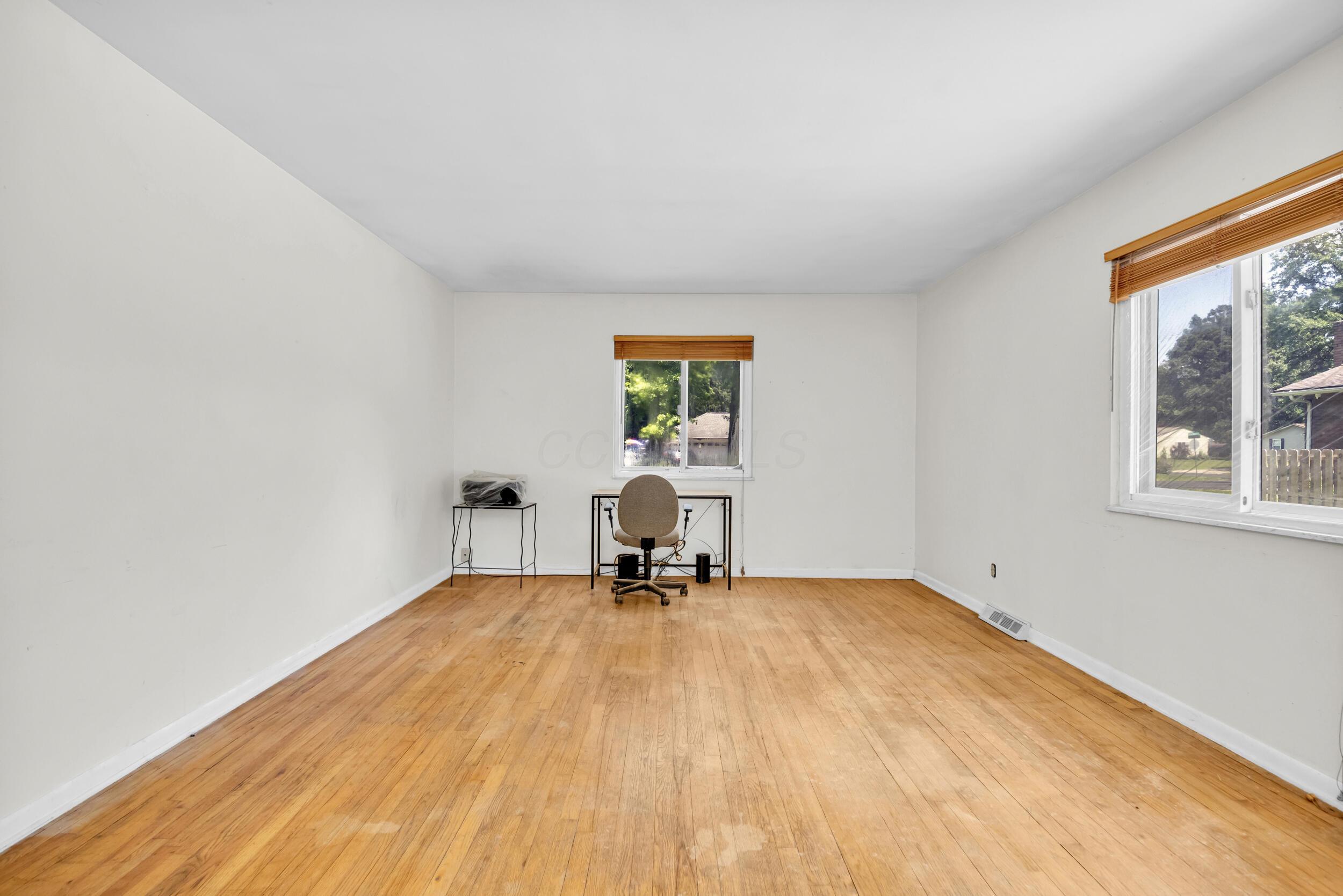 117 Charward Road SW