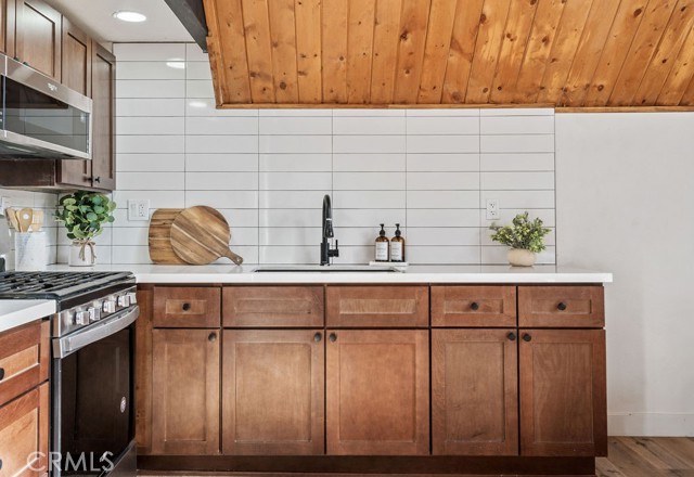 26364 Thunderbird DR