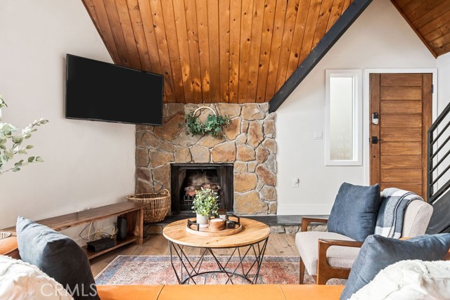 26364 Thunderbird DR