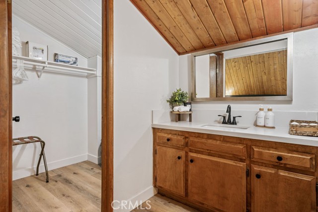 26364 Thunderbird DR