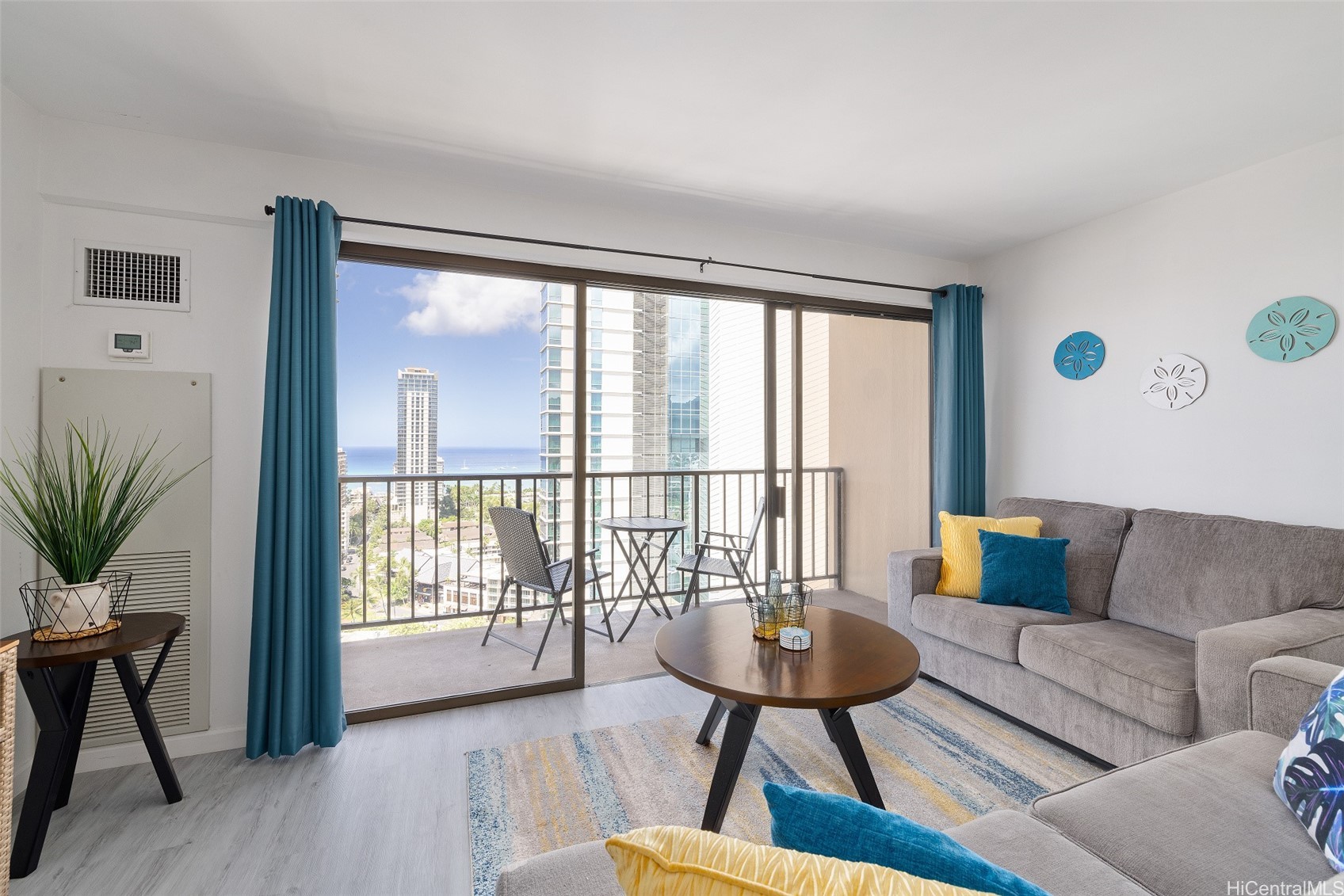 2140 Kuhio Avenue 2206