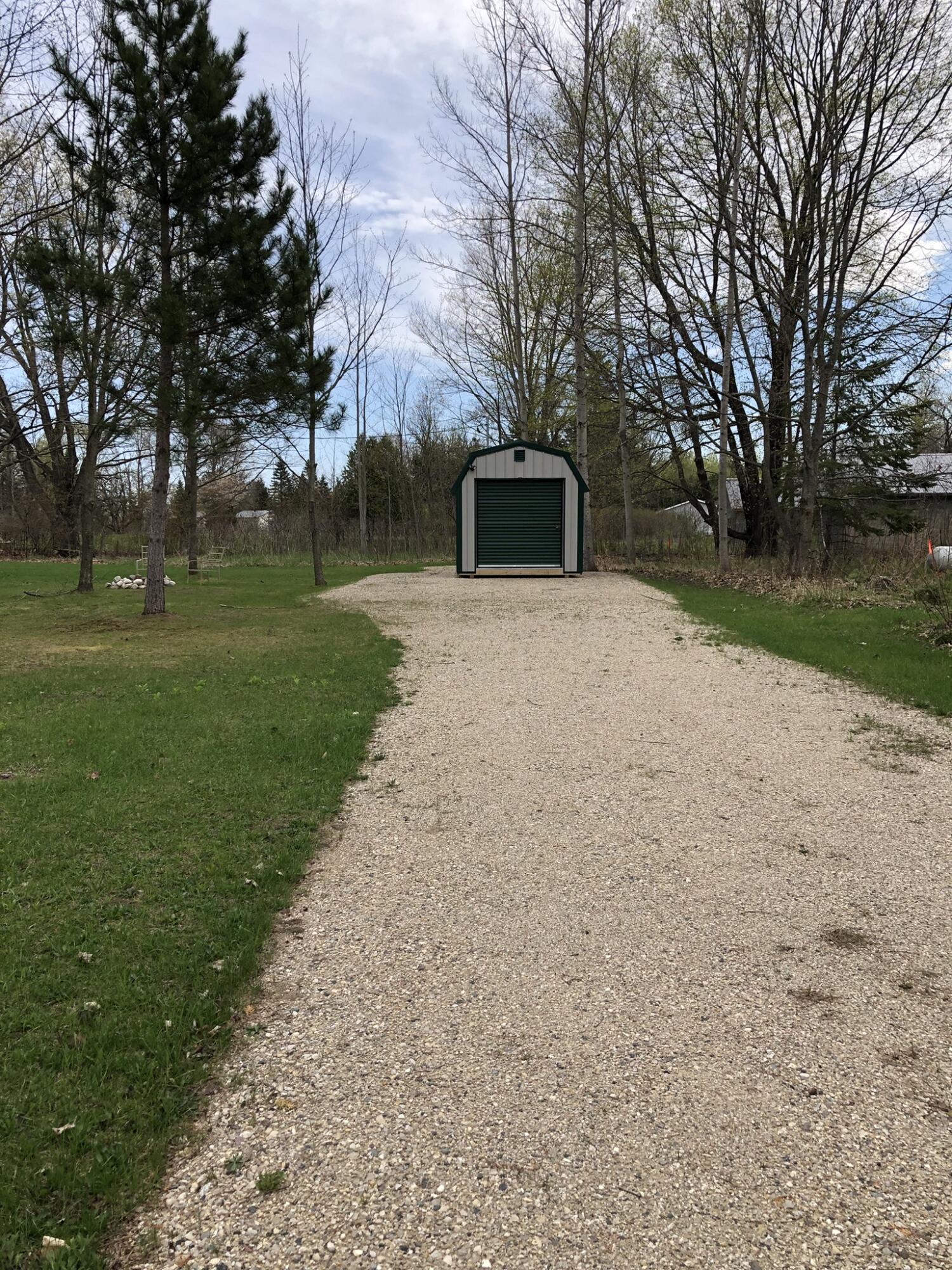 6398 E Gill Road, 03-06-15-100-008