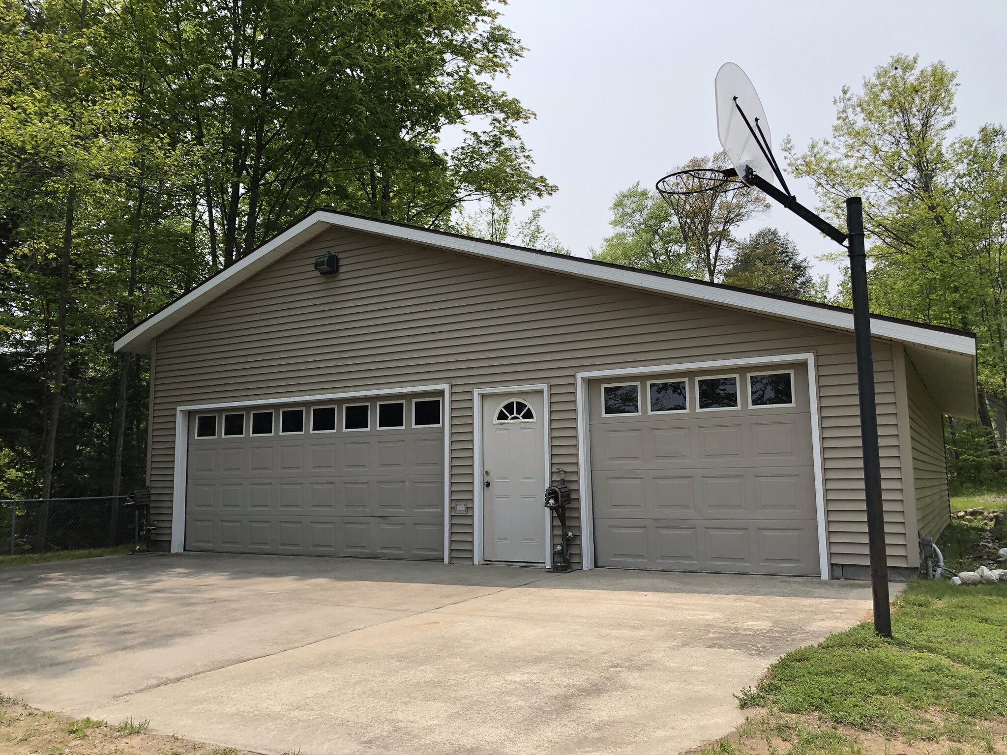 10347 Wheeling Road