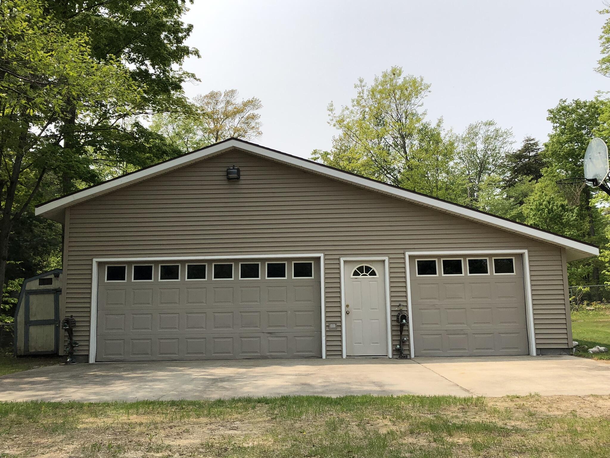 10347 Wheeling Road