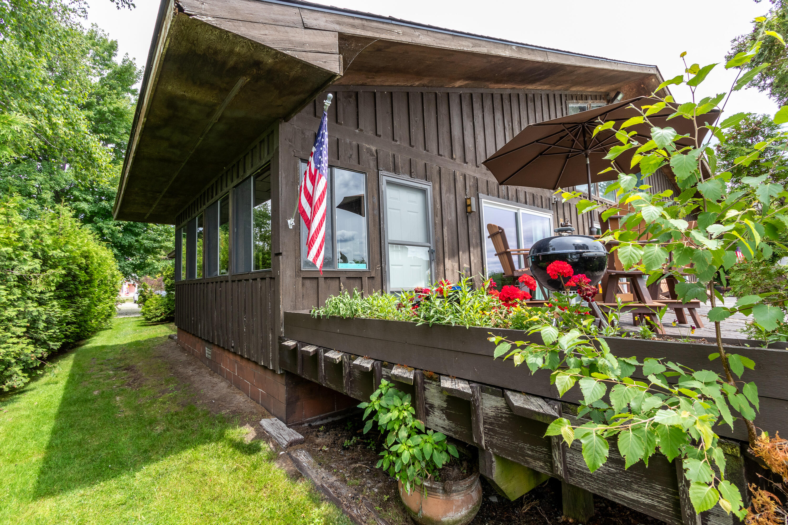 4580 Pangbuin Street