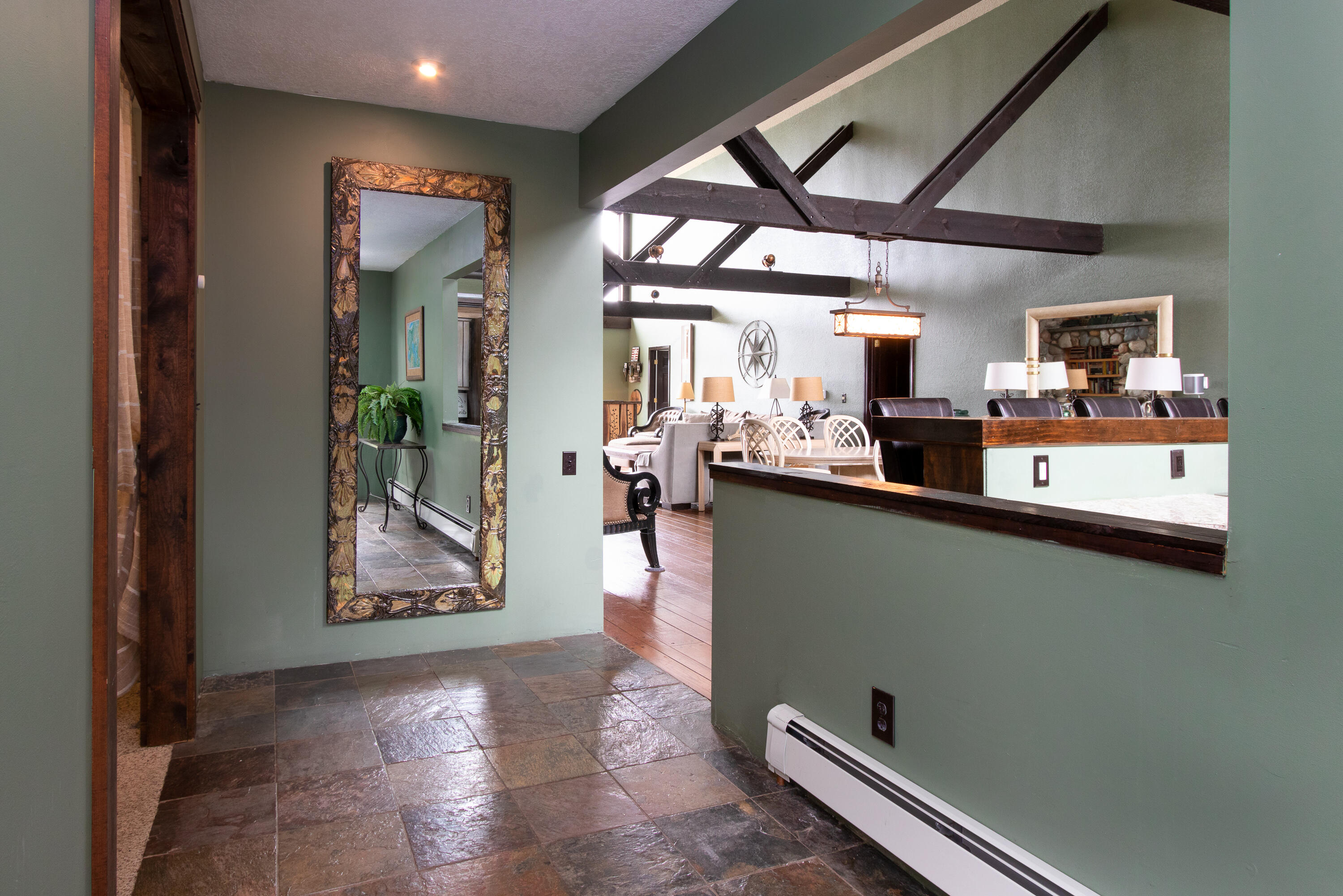 4580 Pangbuin Street