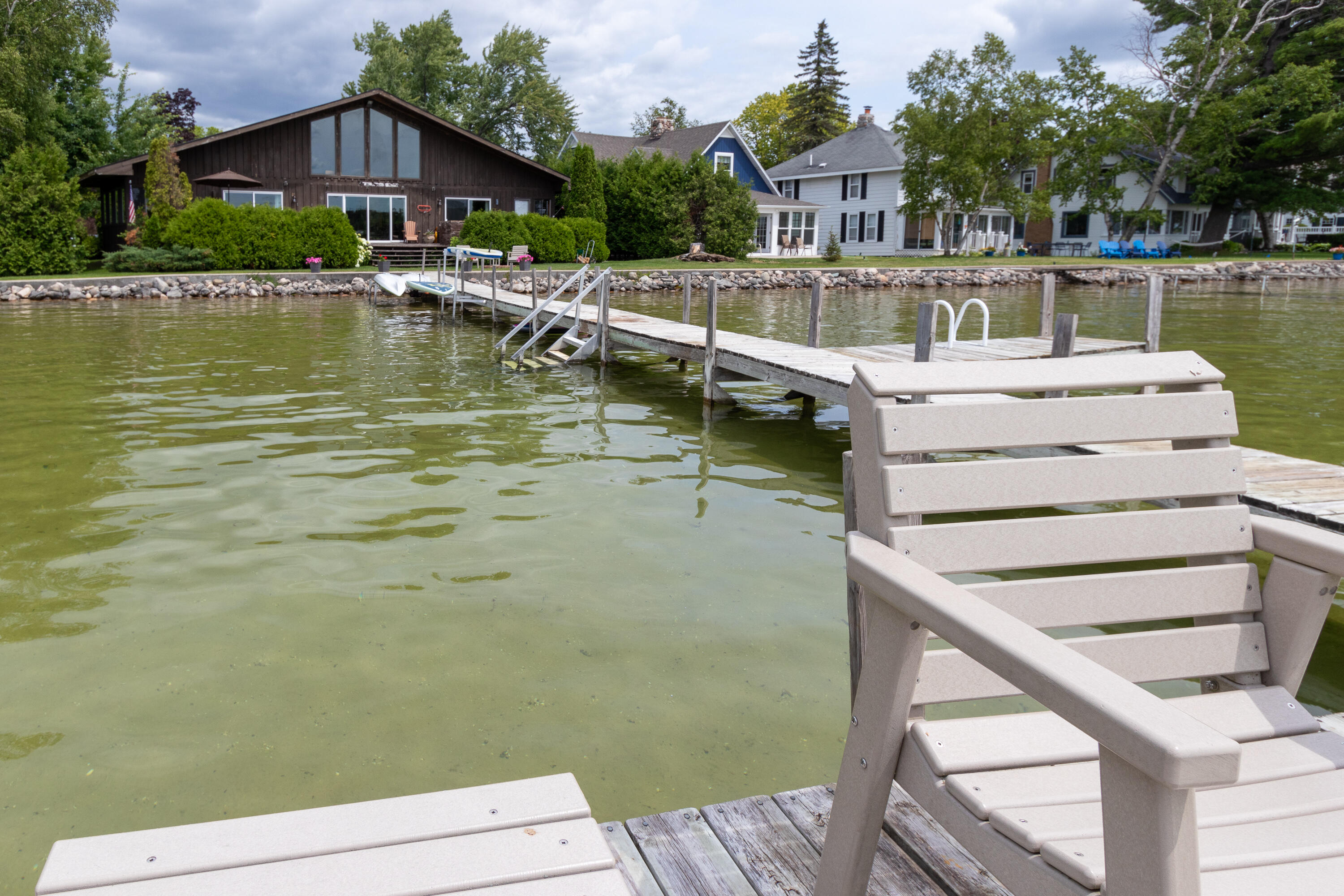 4580 Pangbuin Street