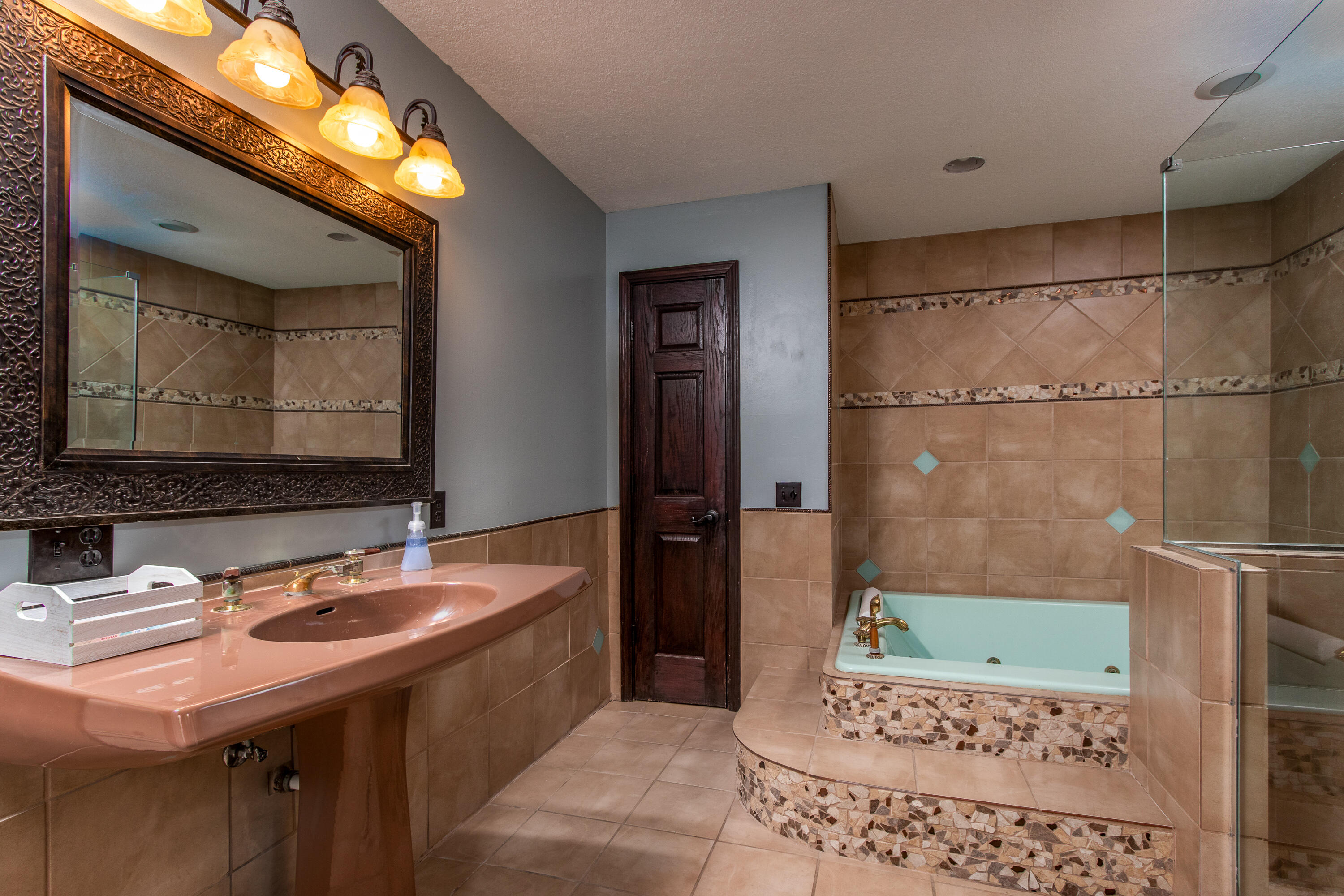 4580 Pangbuin Street