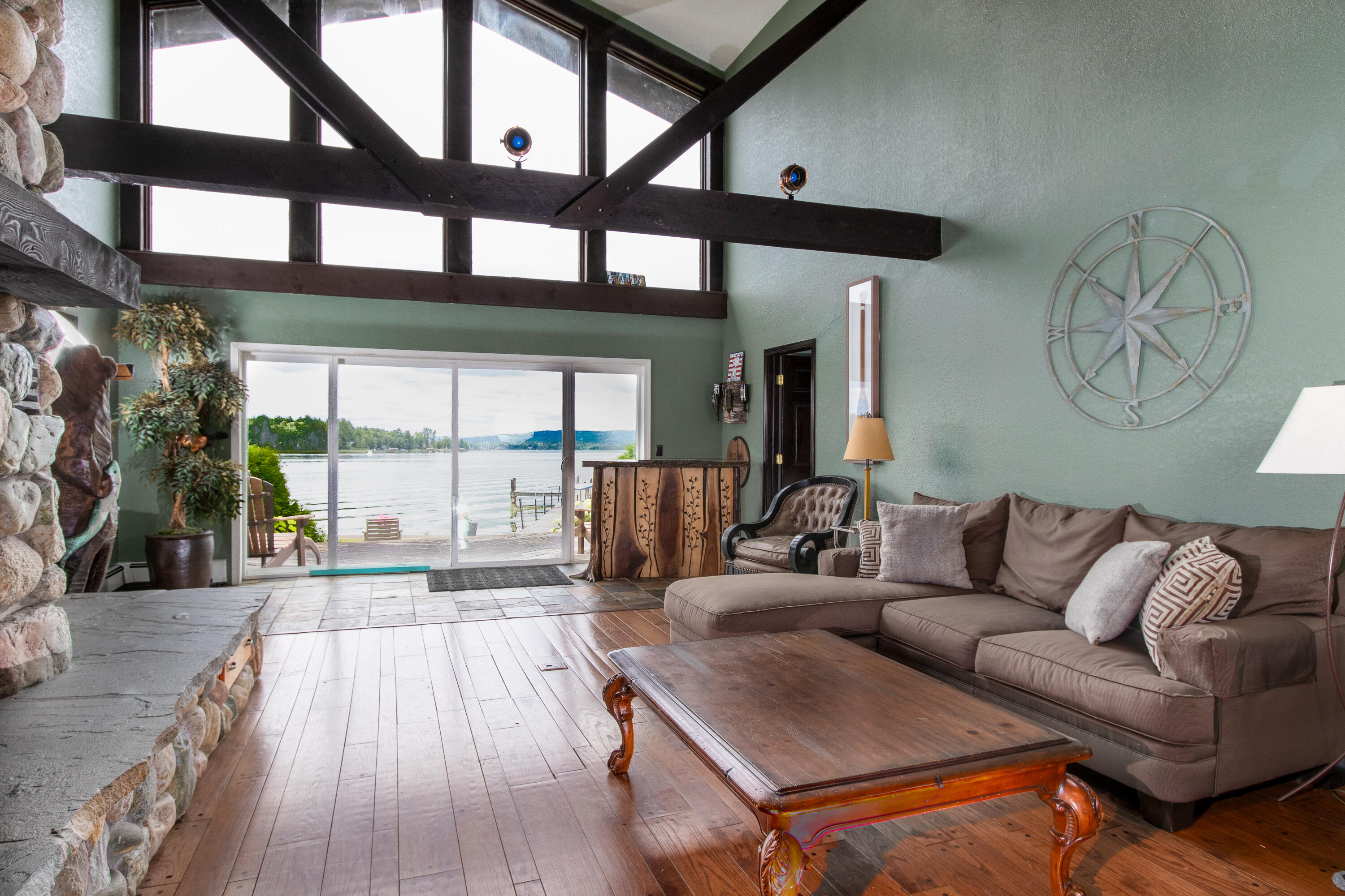 4580 Pangbuin Street