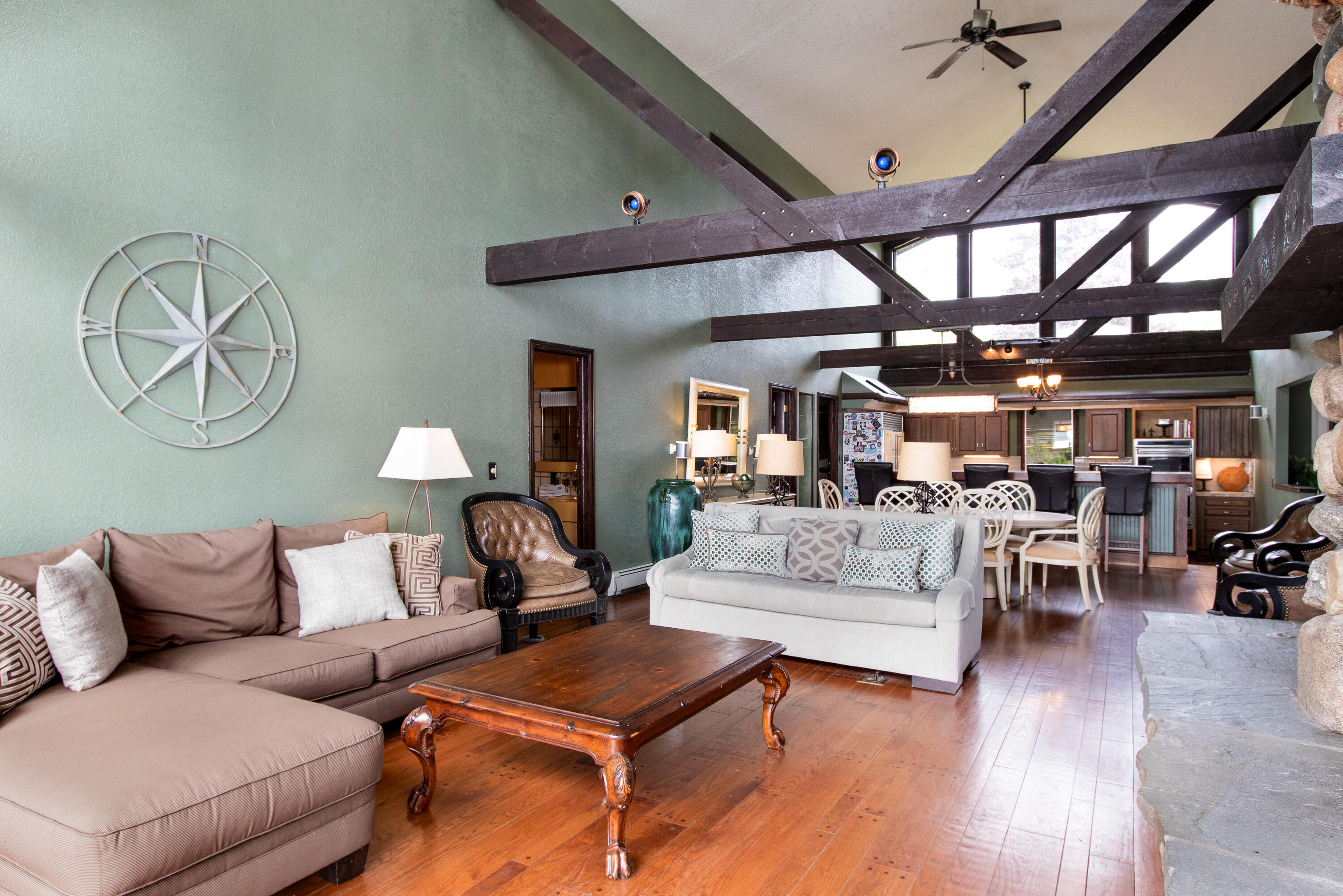 4580 Pangbuin Street