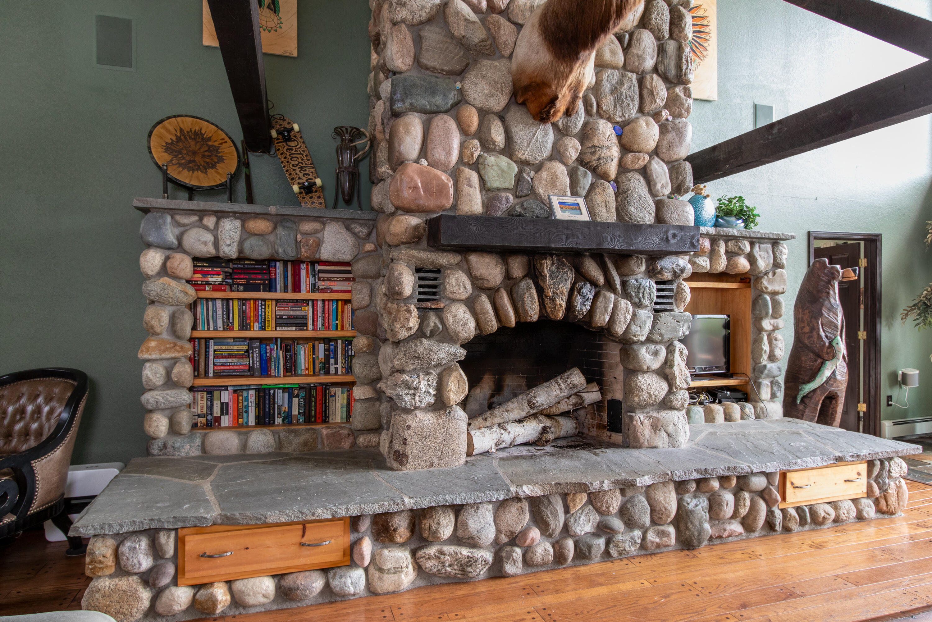 4580 Pangbuin Street