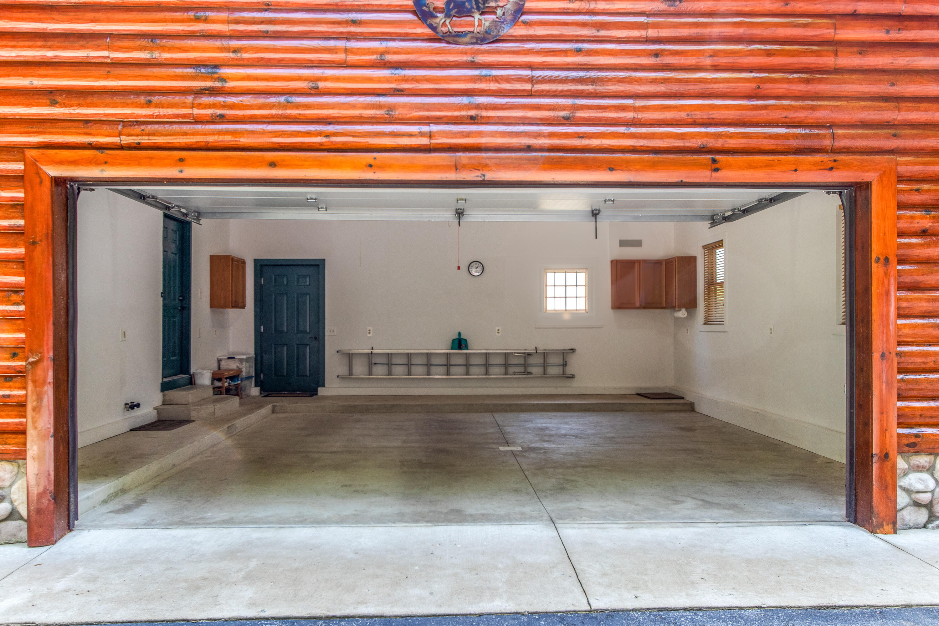 1726 Stonehedge Court