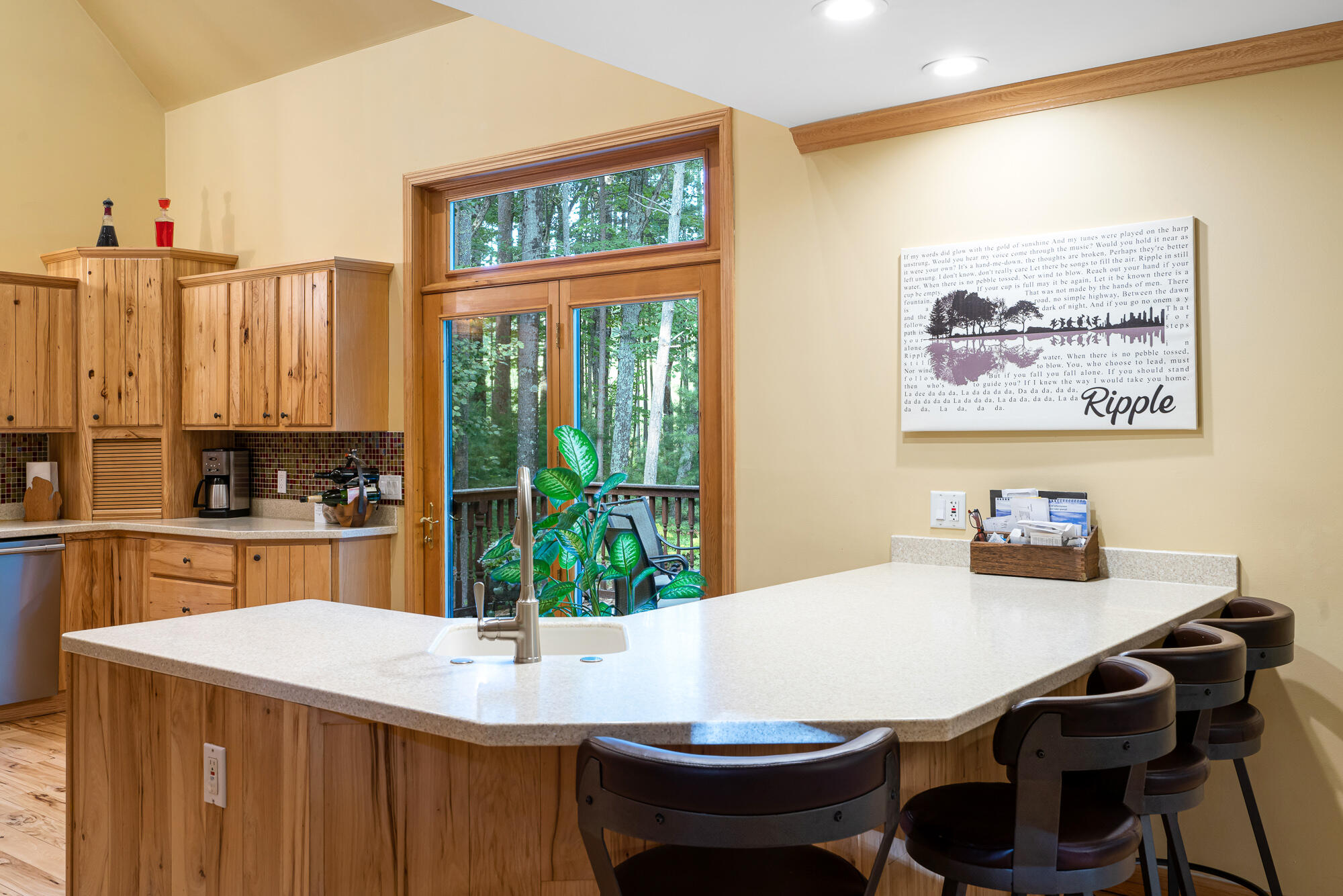 1735 Shawnee Drive