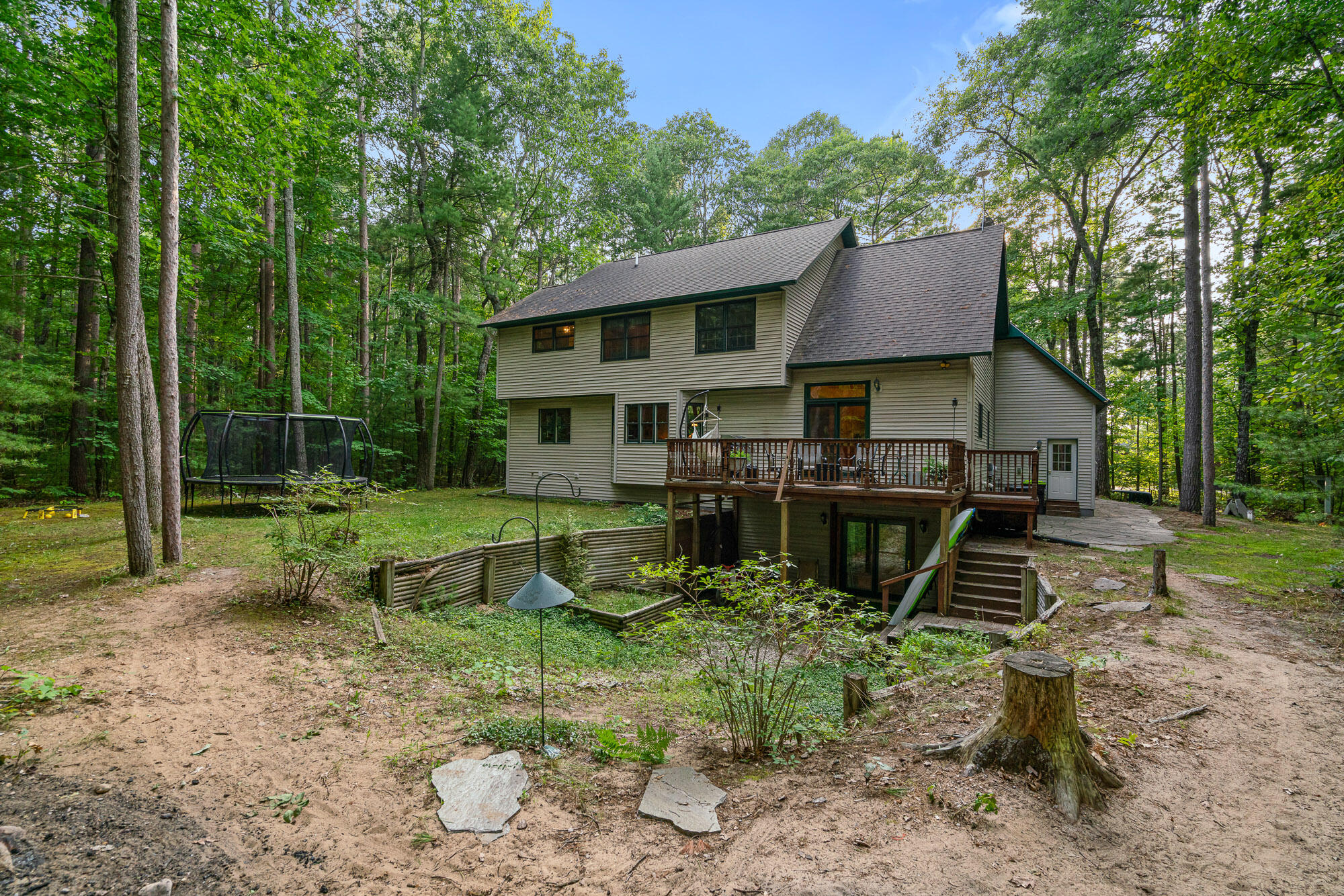 1735 Shawnee Drive