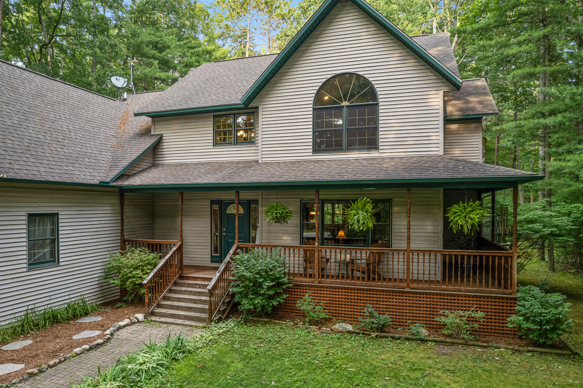 1735 Shawnee Drive