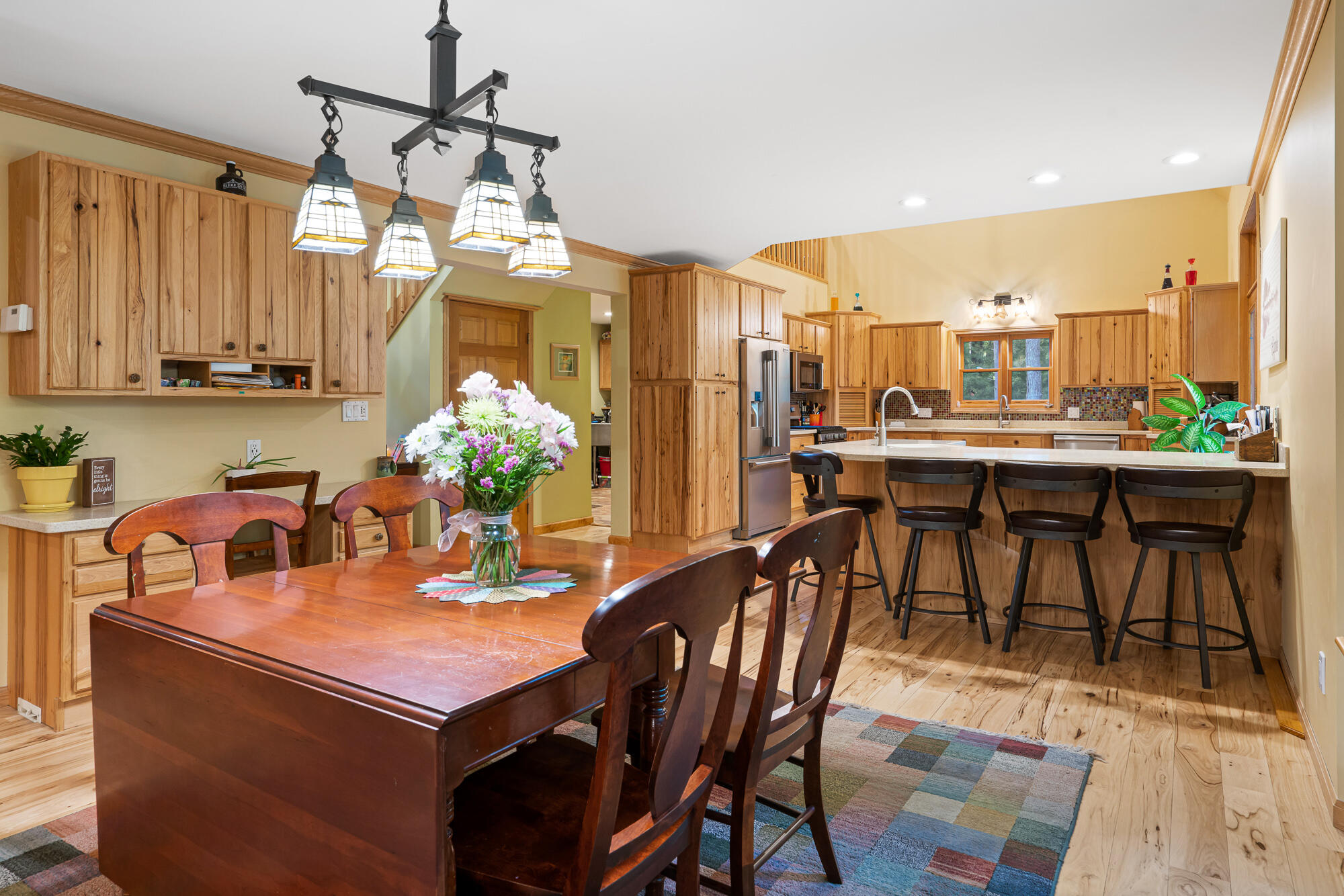 1735 Shawnee Drive