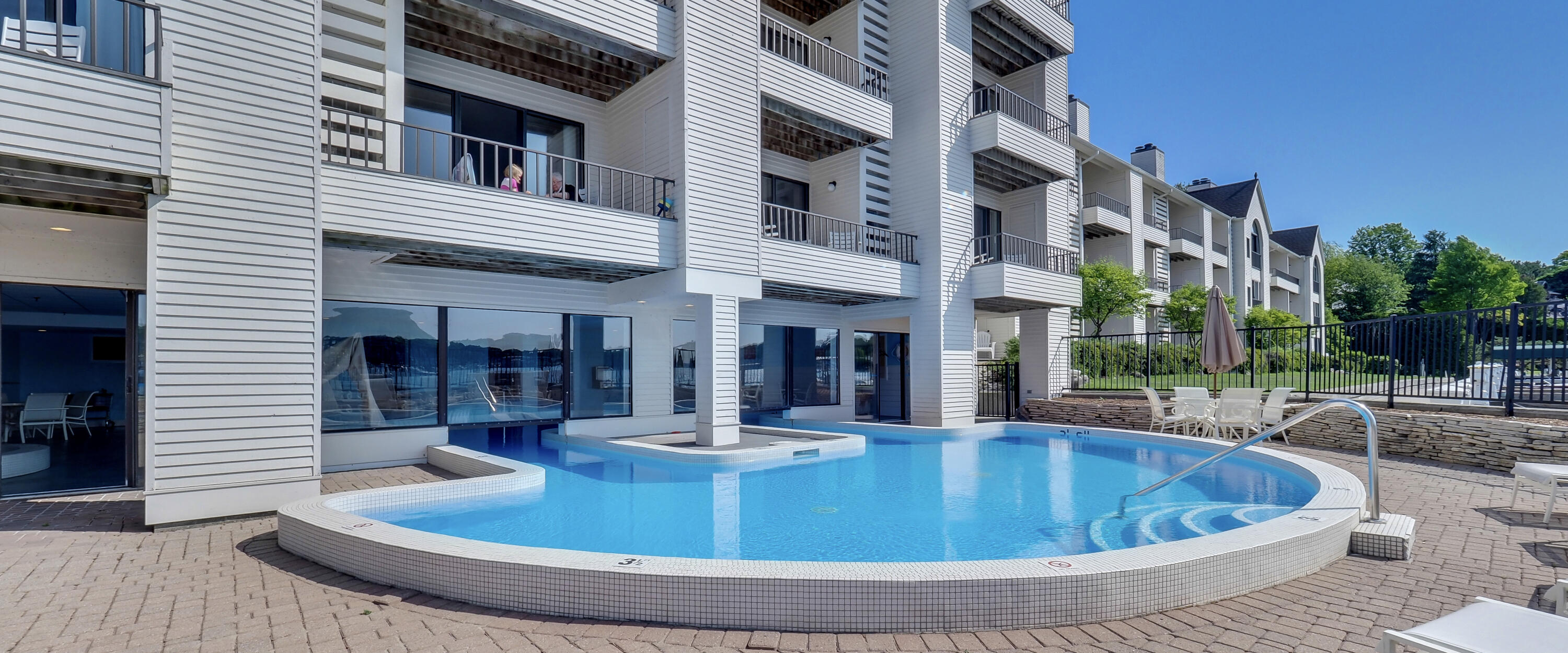 100 Michigan Avenue, Unit 235