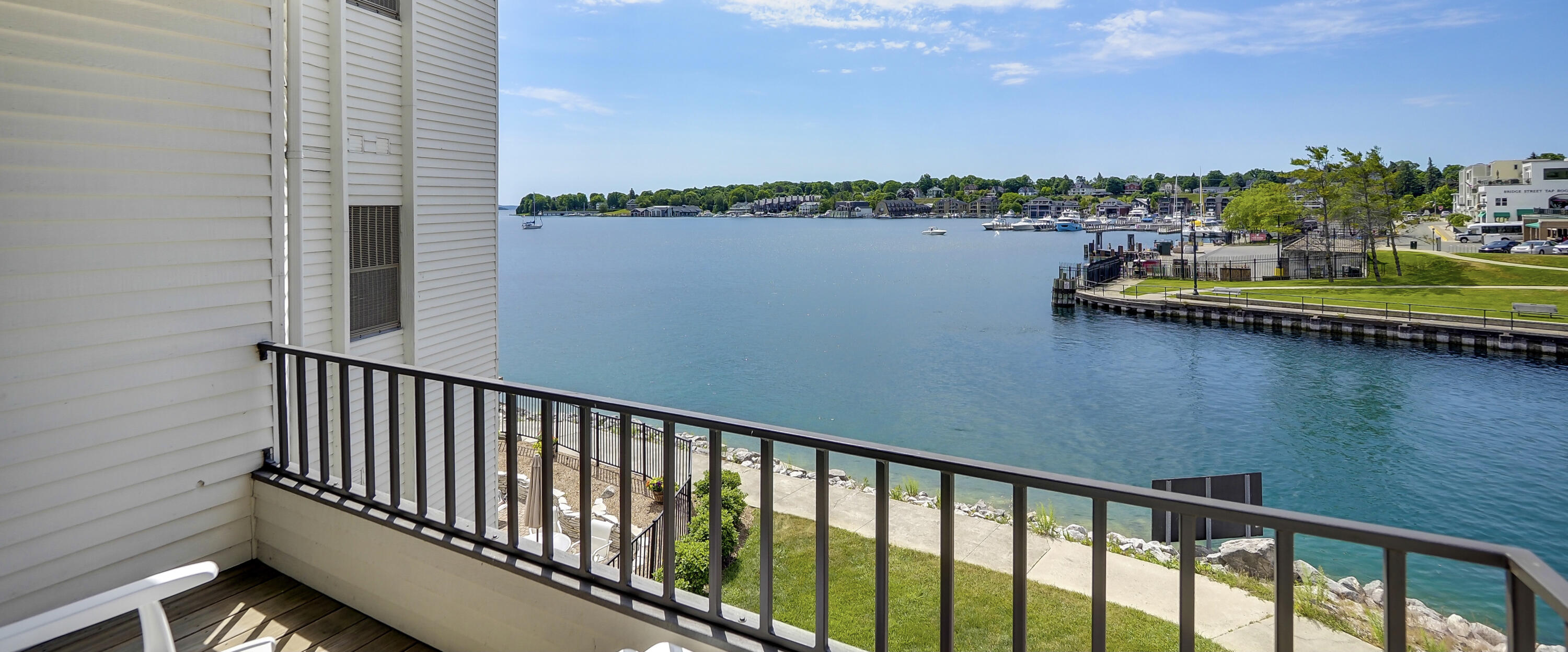 100 Michigan Avenue, Unit 235
