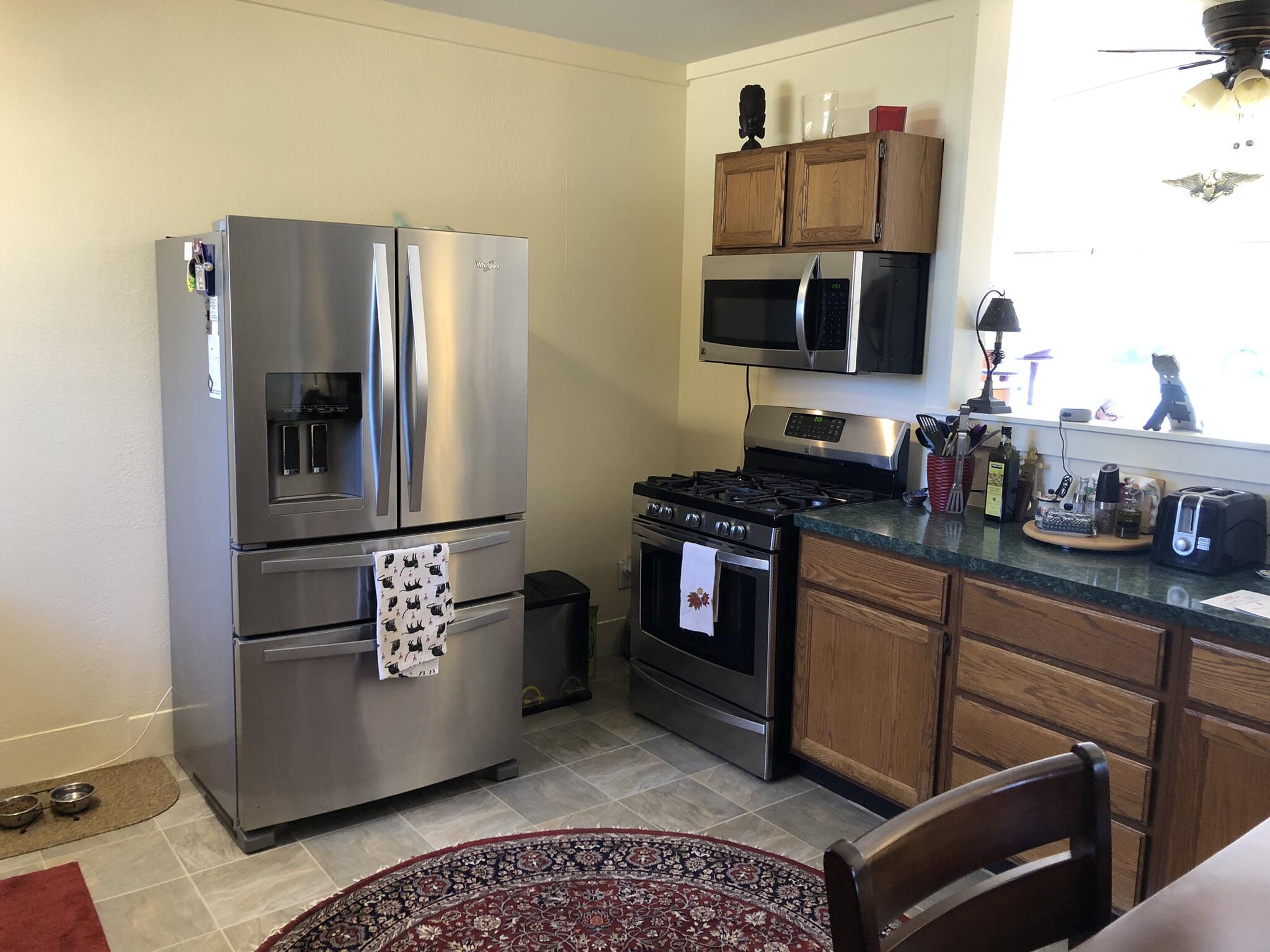 914 W Cadillac Street