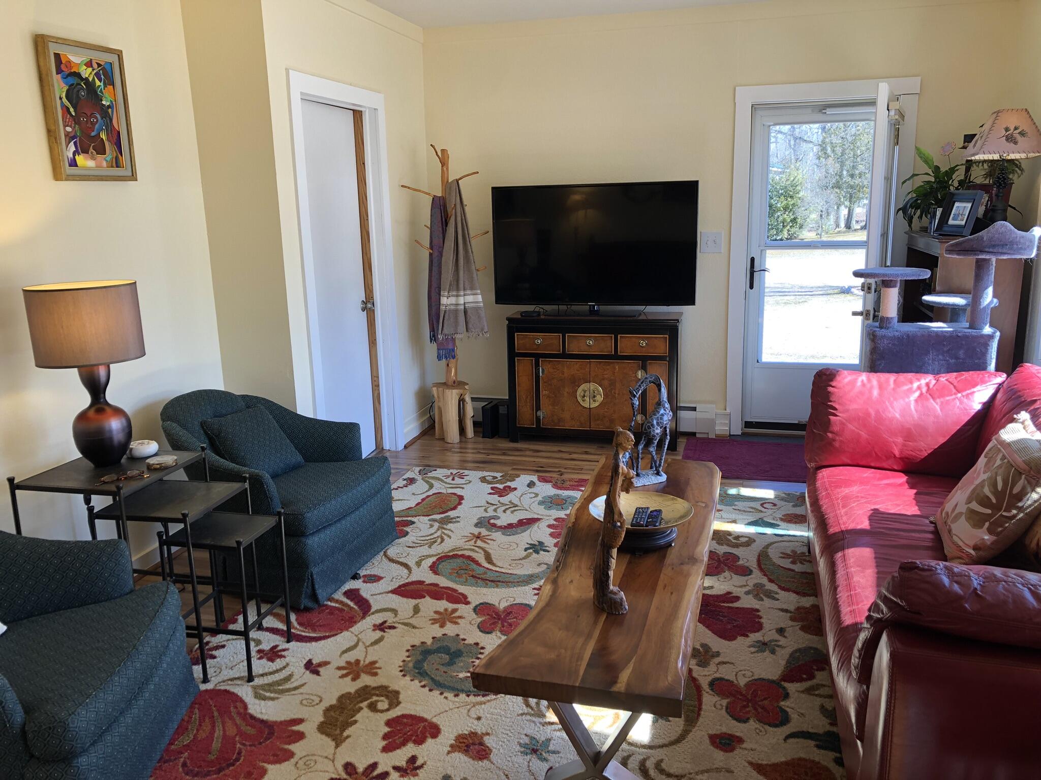 914 W Cadillac Street