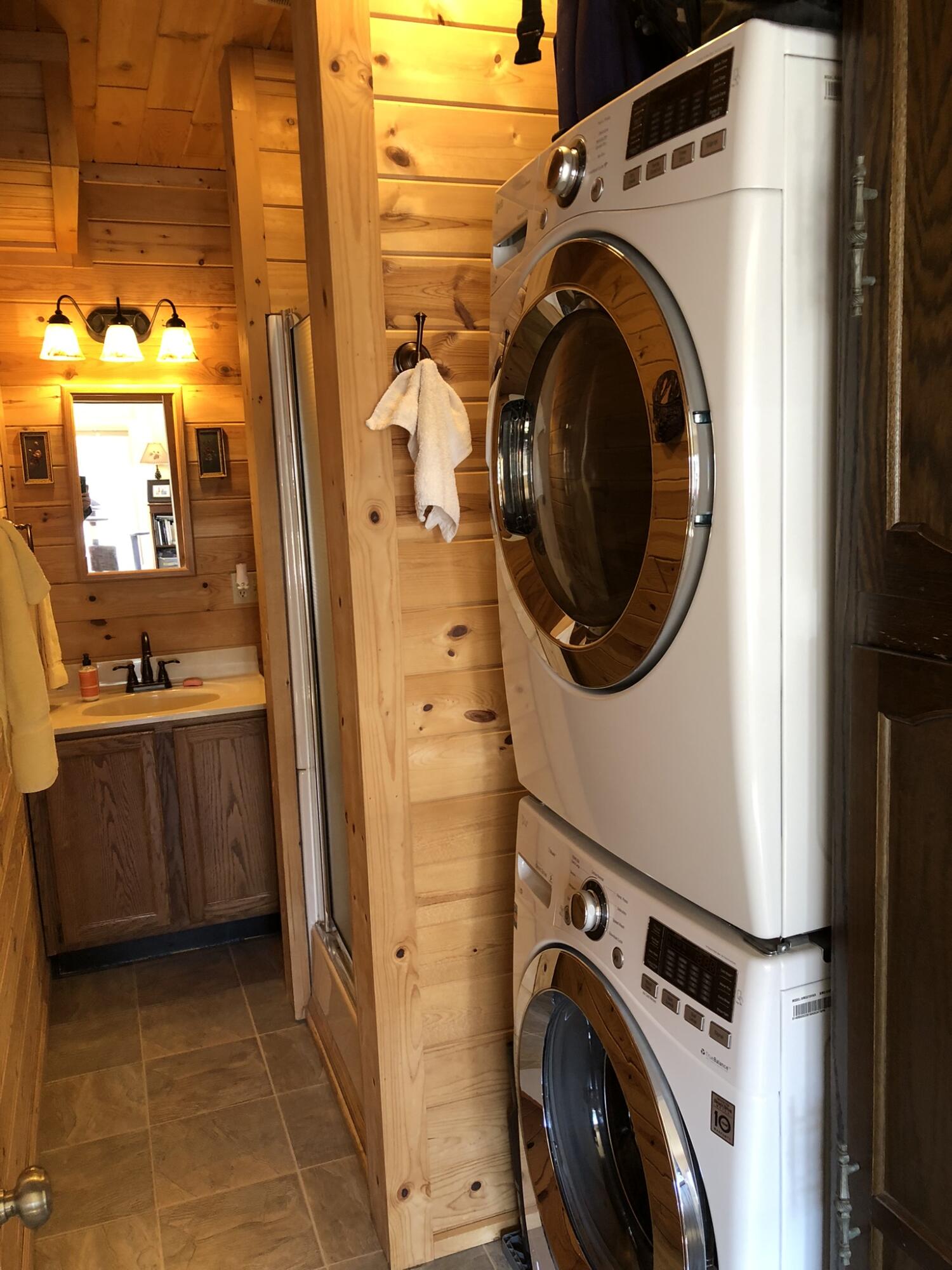 914 W Cadillac Street