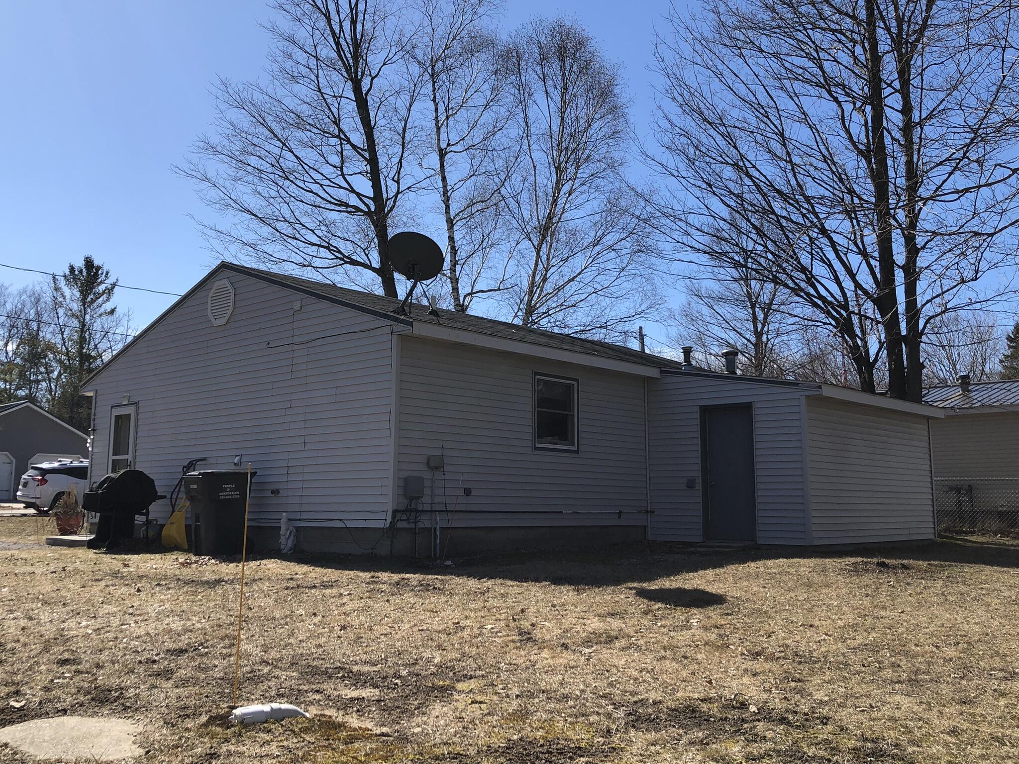 914 W Cadillac Street