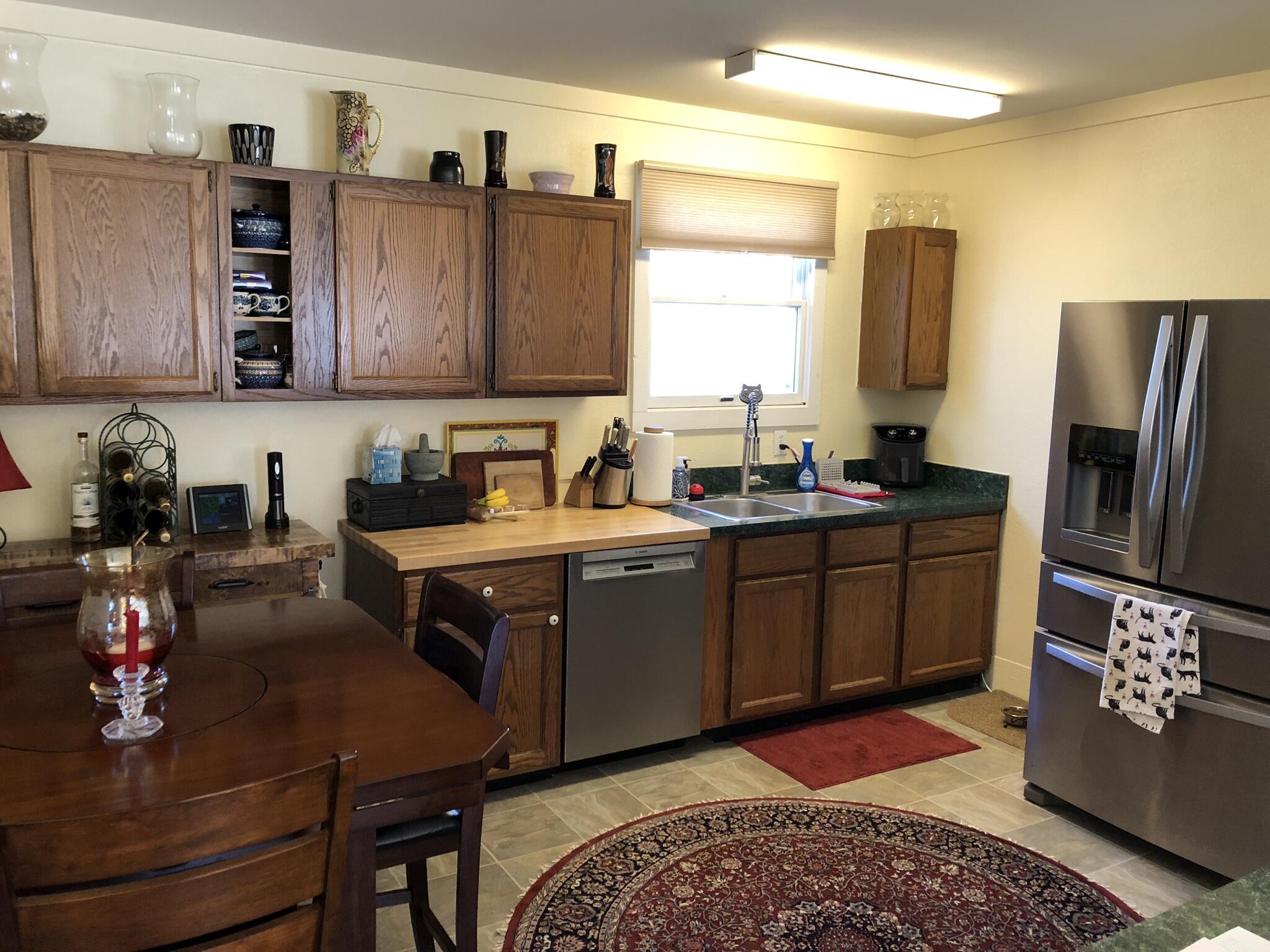 914 W Cadillac Street