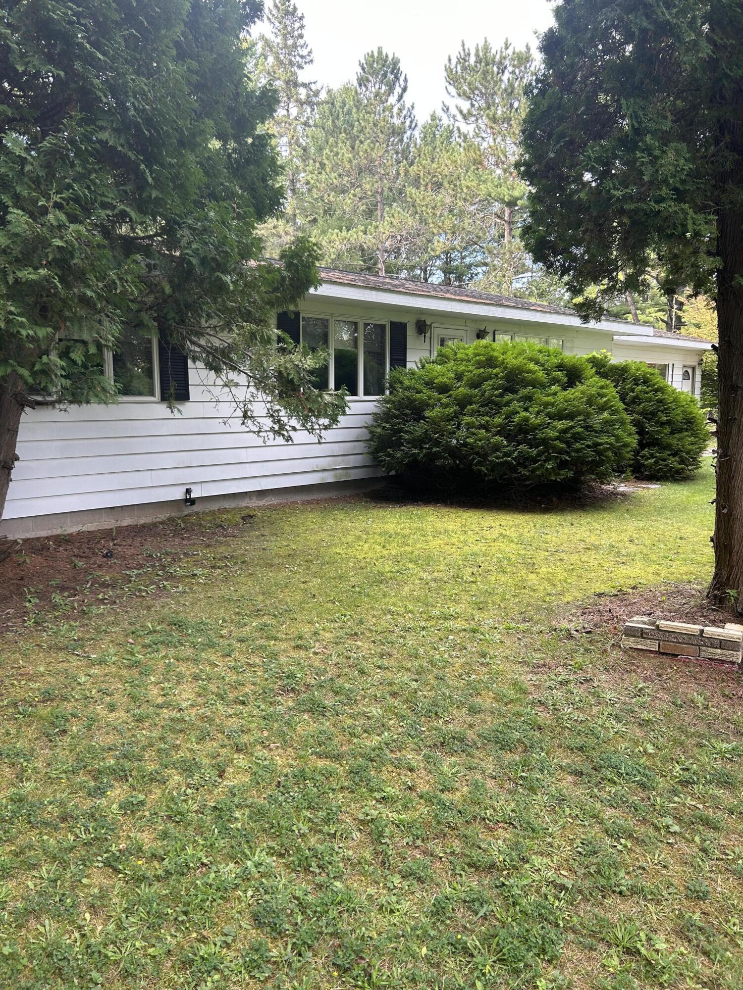 9291 N Straits Highway