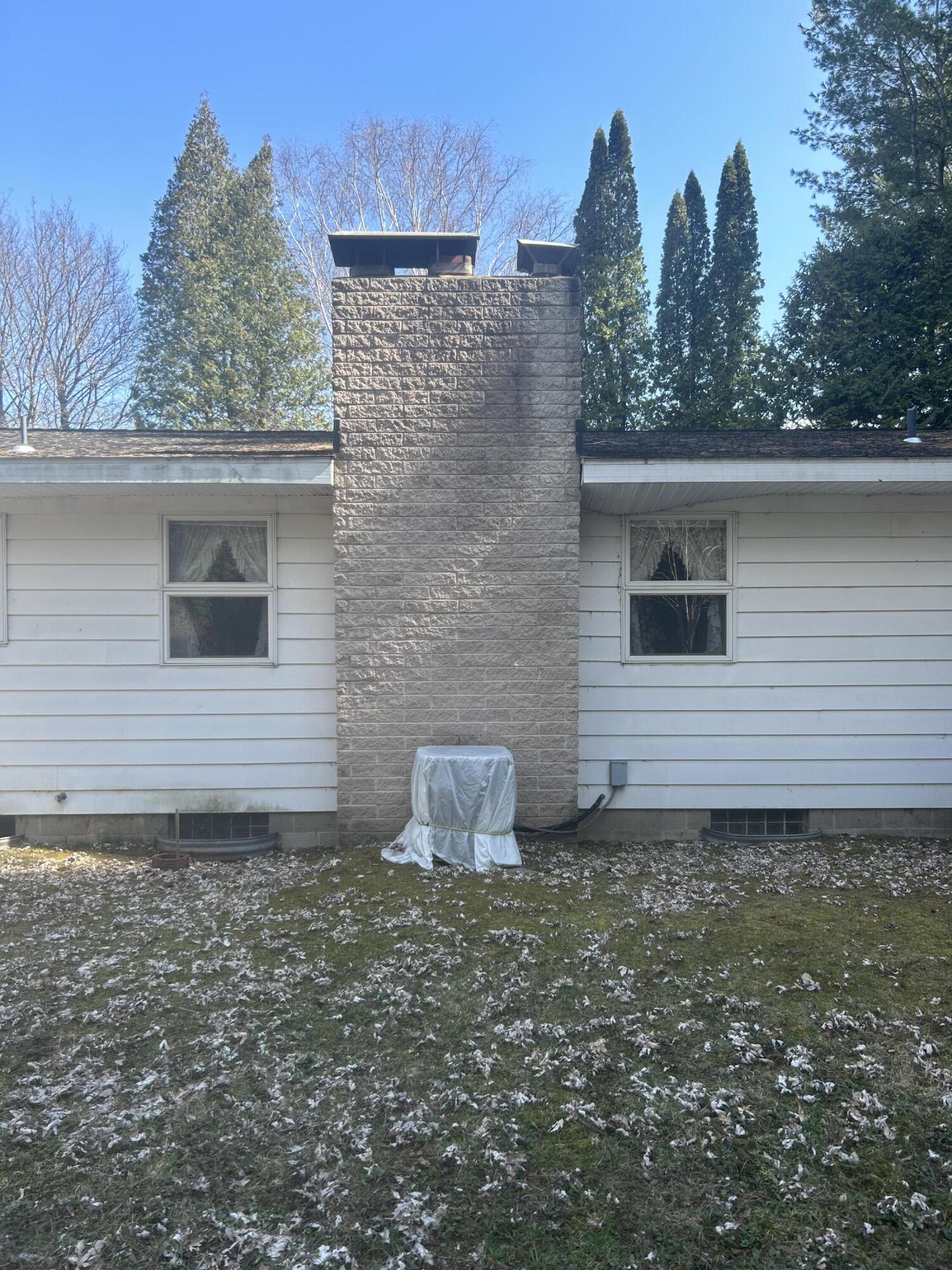 9291 N Straits Highway