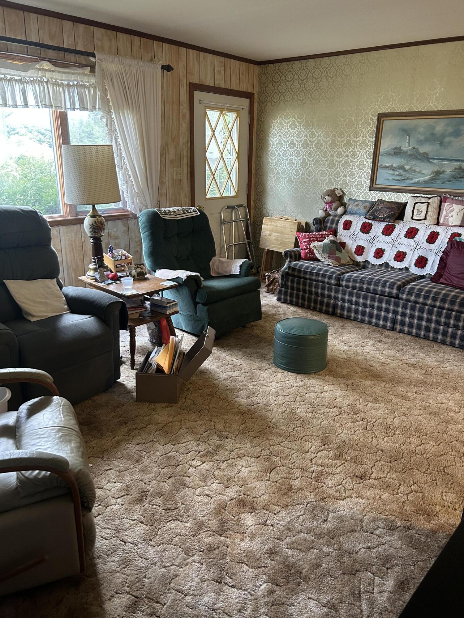 9291 N Straits Highway