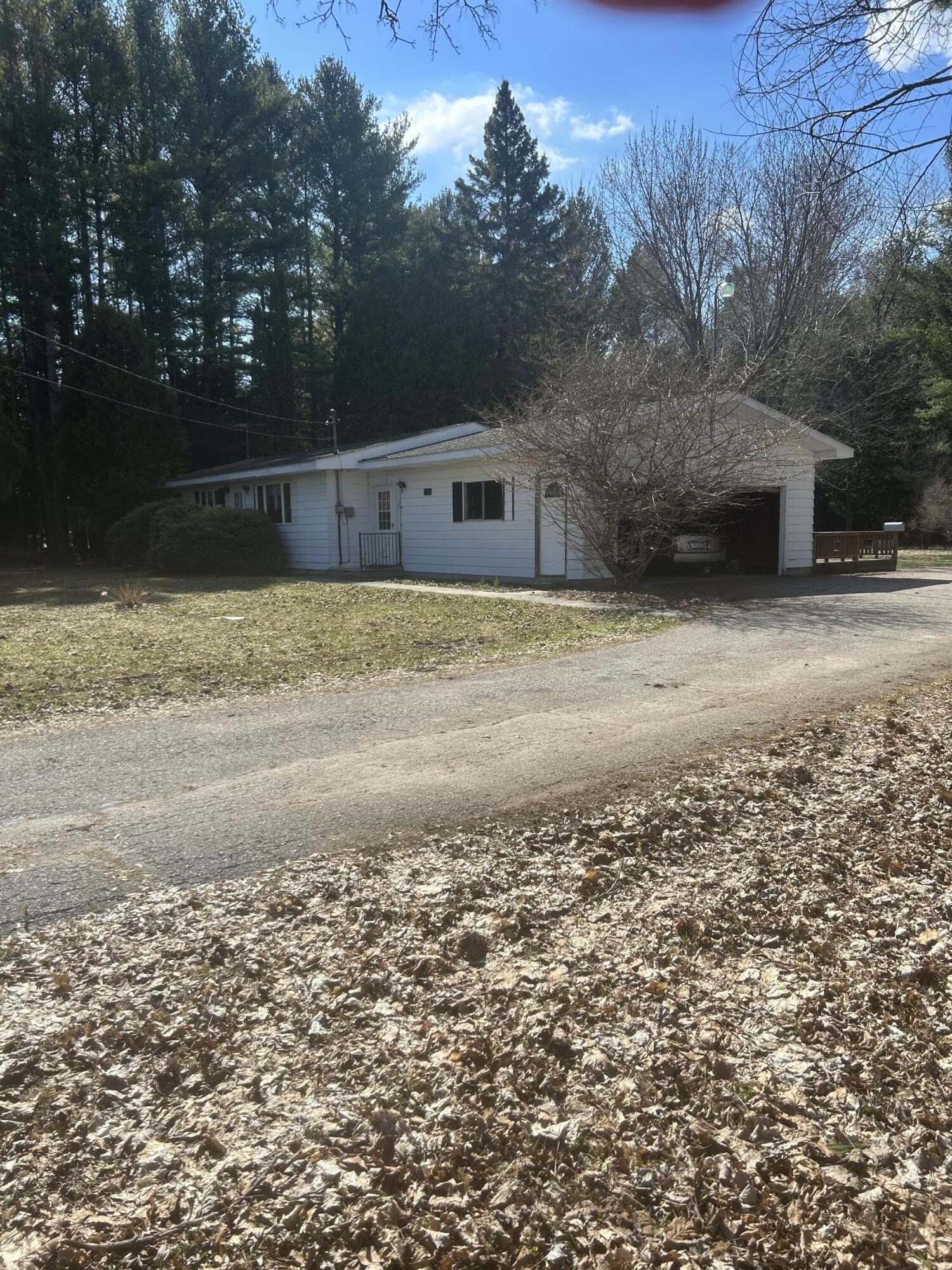 9291 N Straits Highway