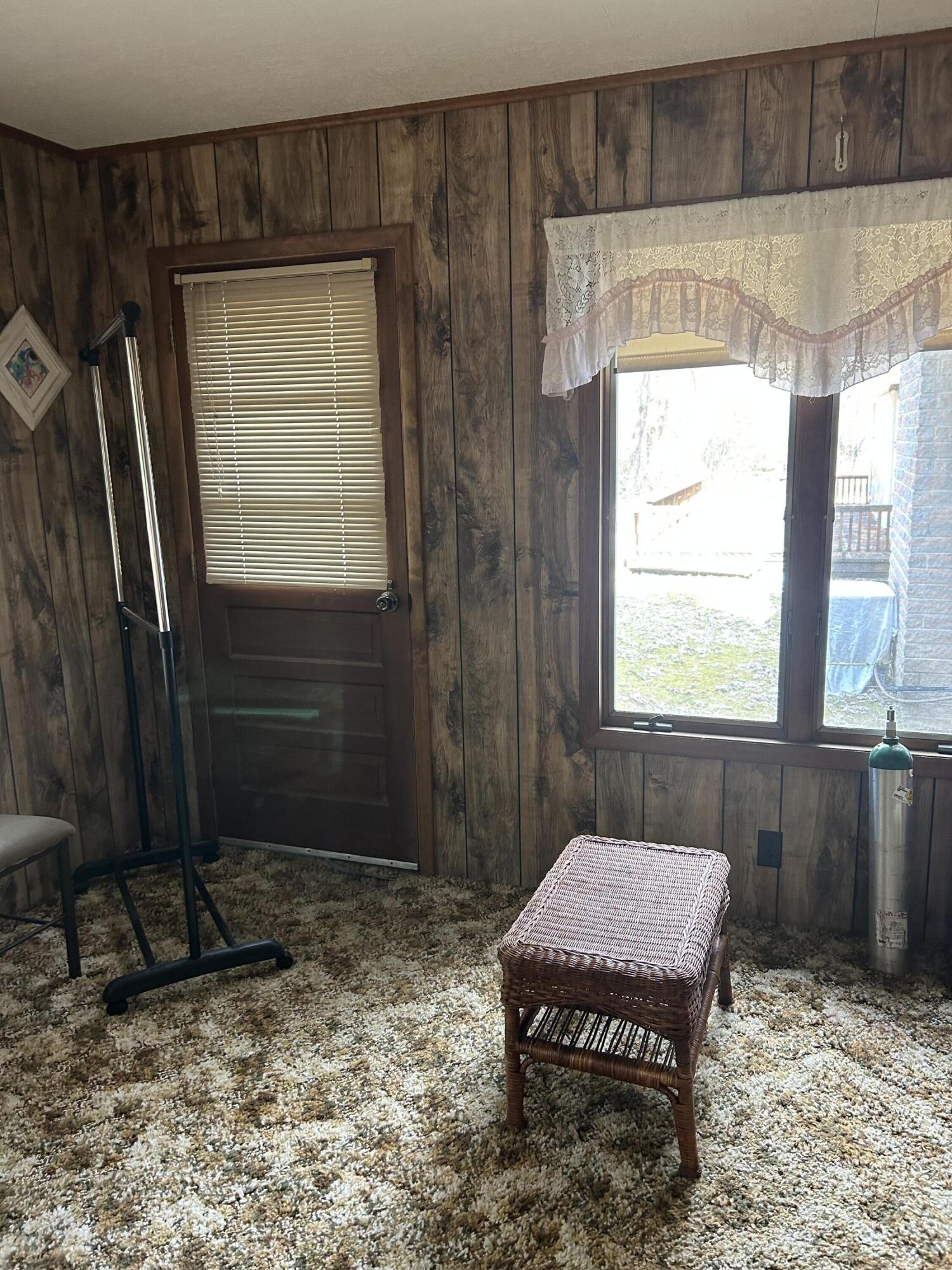 9291 N Straits Highway