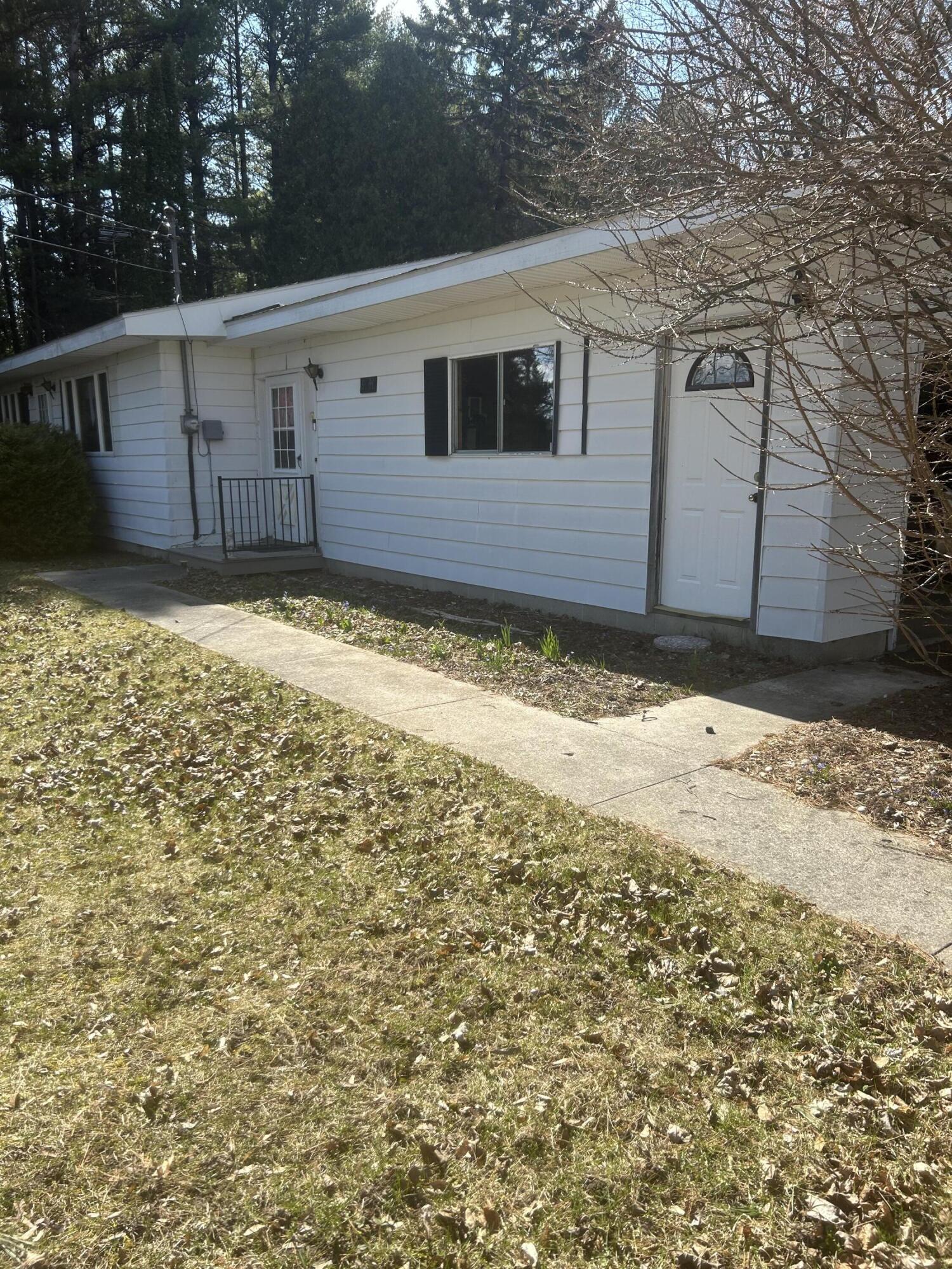 9291 N Straits Highway