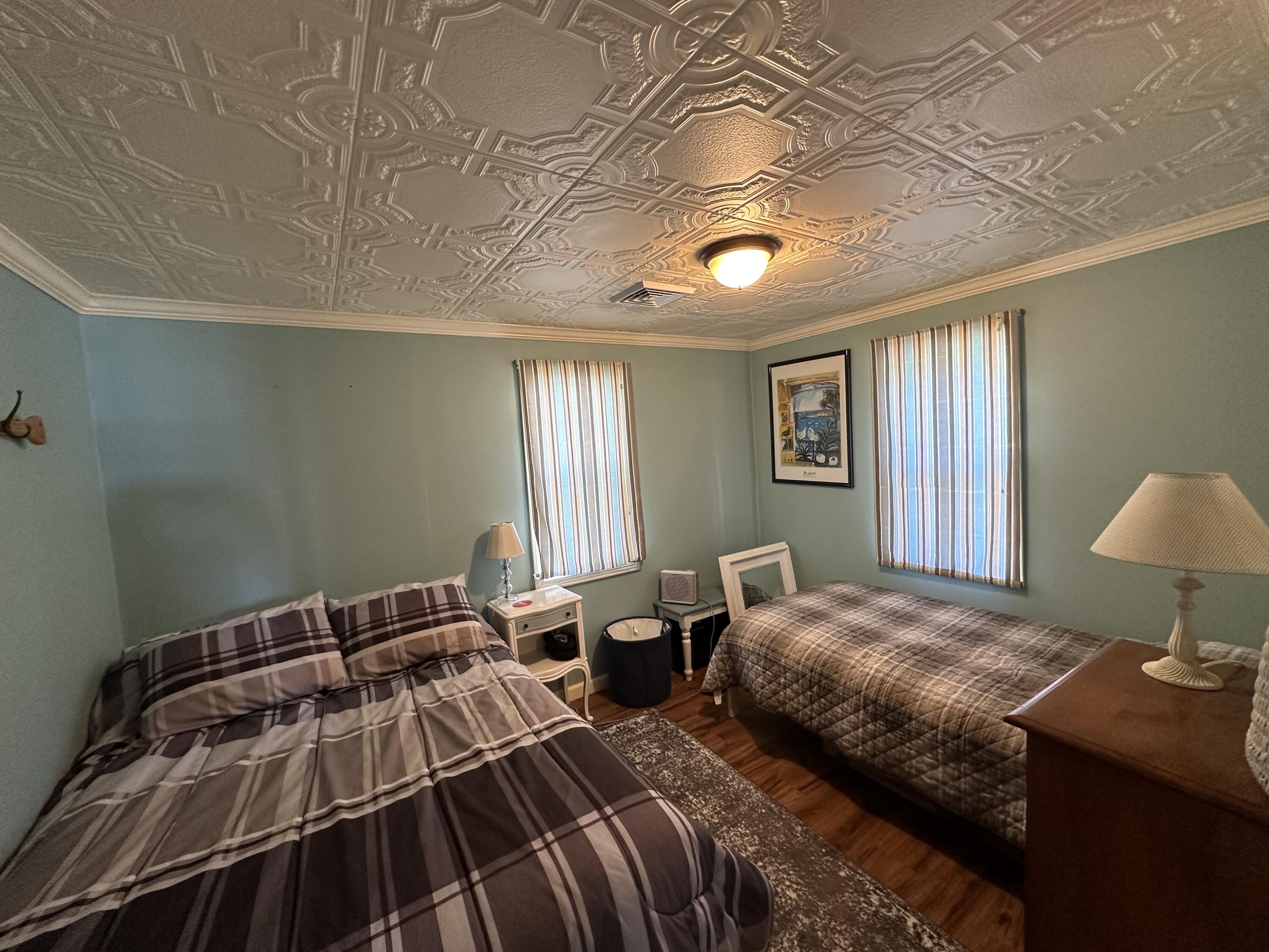 21913 Bluffs Highway