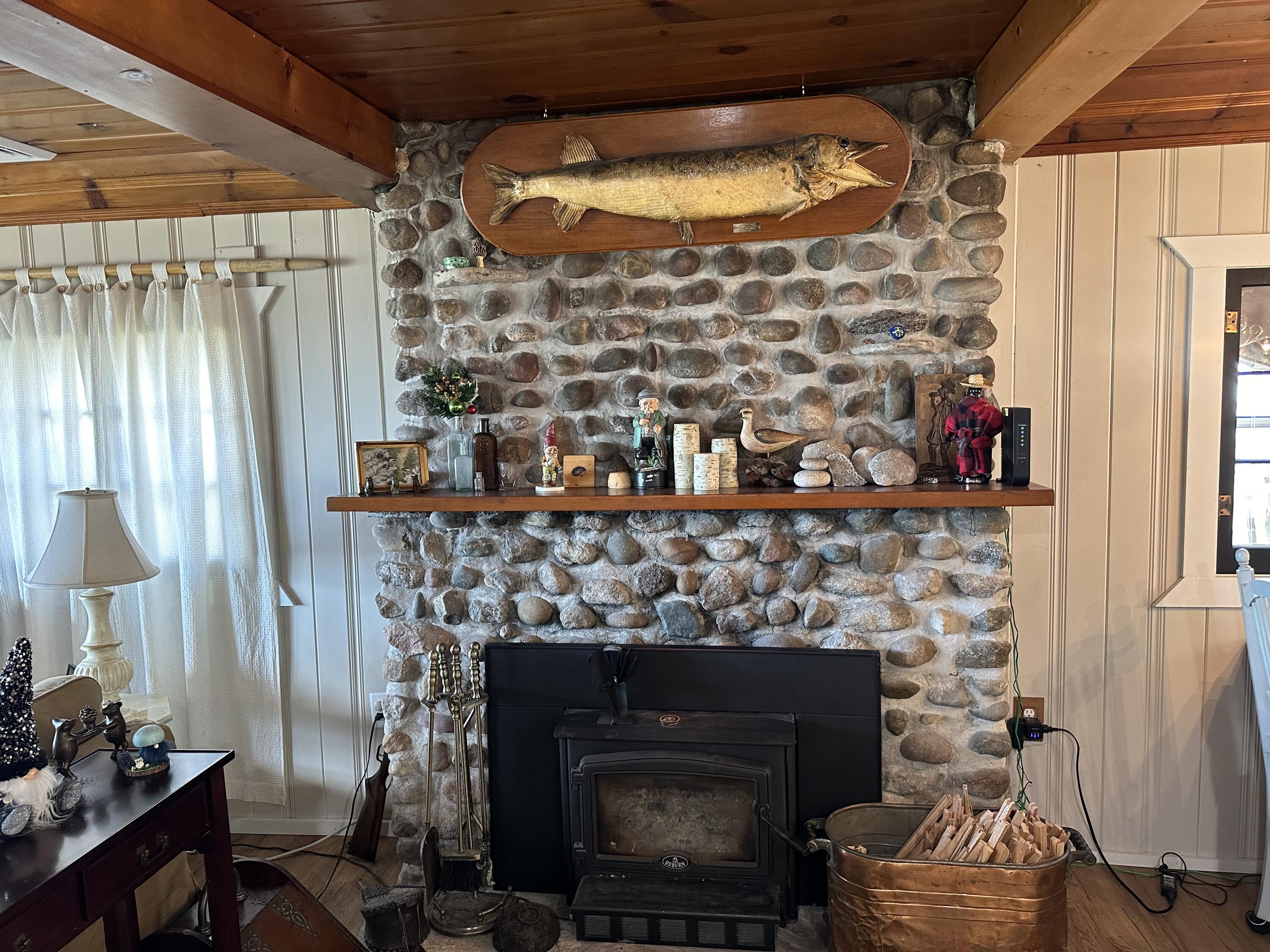 21913 Bluffs Highway