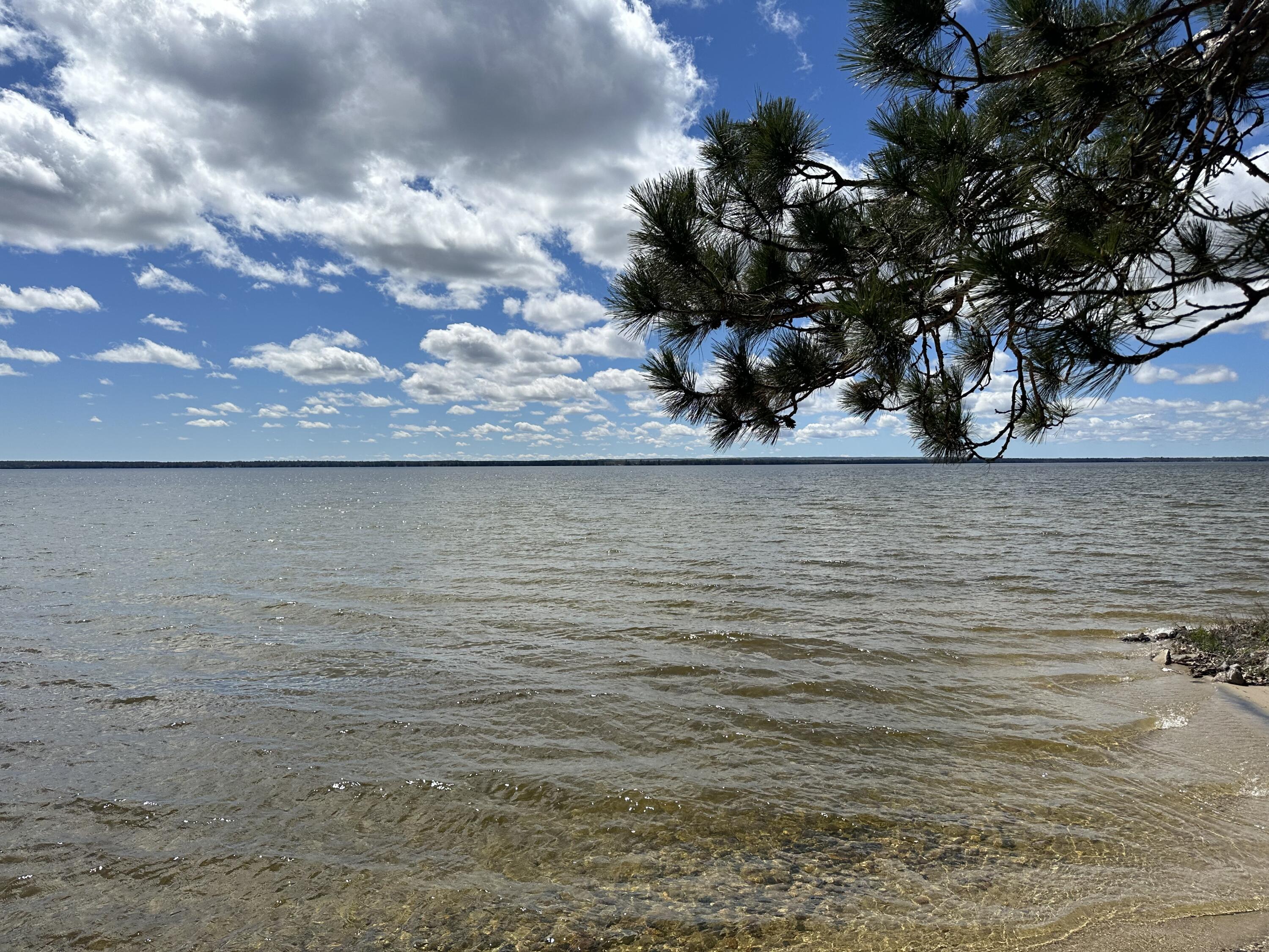 21913 Bluffs Highway