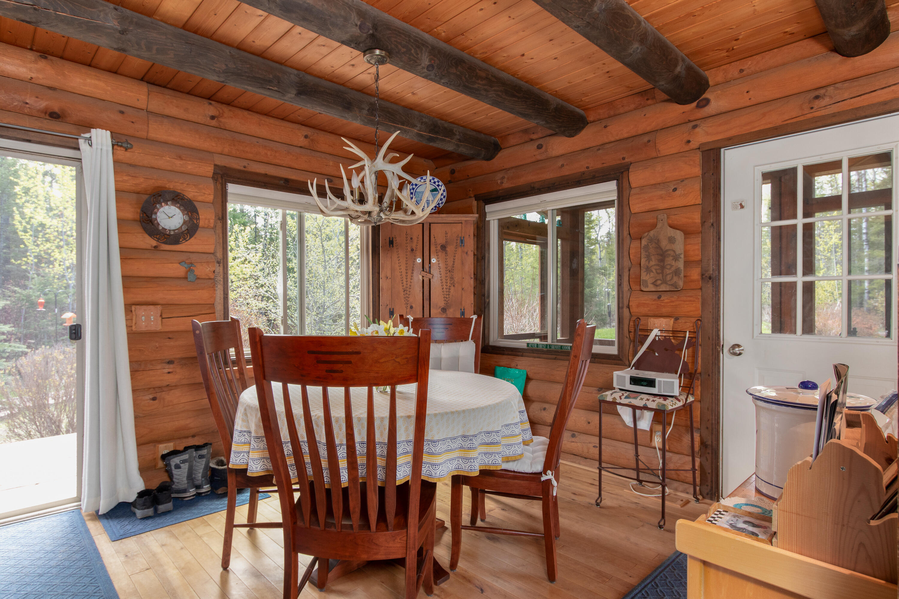 16231 Nipigon Road