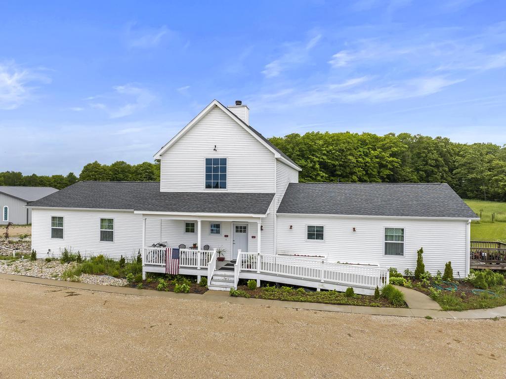 6715 N US-31 Highway