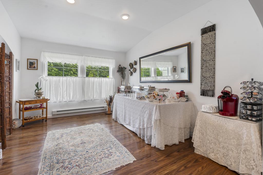 6715 N US-31 Highway